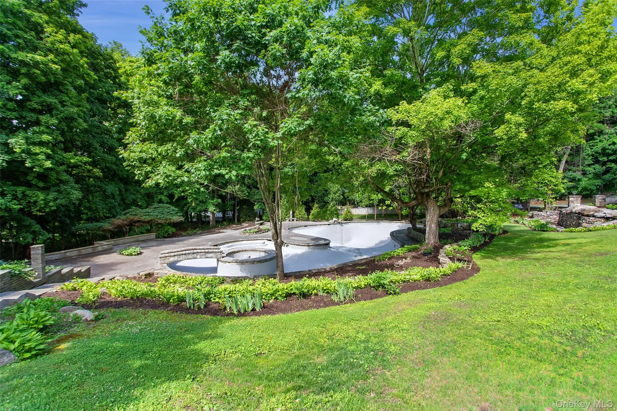736 Croton Lake Road, Bedford, NY, 5 Bedrooms Bedrooms, 10 Rooms Rooms,3 BathroomsBathrooms,Residential,For Rent,Croton Lake,0,1012163 736 Croton Lake Road, Bedford, NY, 5 Bedrooms Bedrooms, 10 Rooms Rooms,3 BathroomsBathrooms,Residential,For Rent,Croton Lake,0,1012163