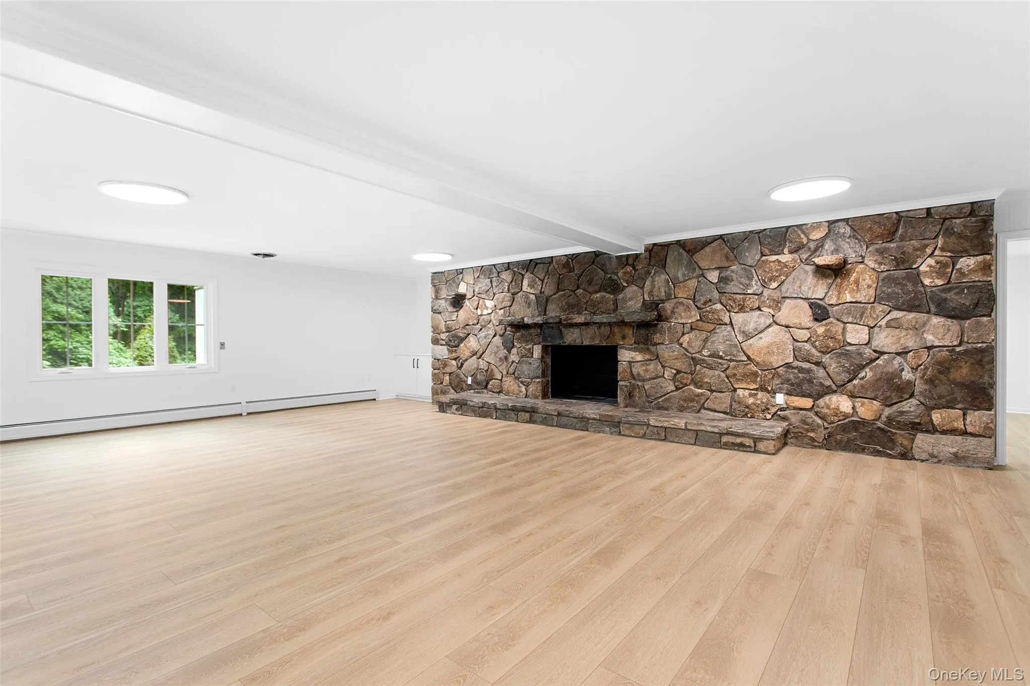 736 Croton Lake Road, Bedford, NY, 5 Bedrooms Bedrooms, 10 Rooms Rooms,3 BathroomsBathrooms,Residential,For Rent,Croton Lake,0,1012163 736 Croton Lake Road, Bedford, NY, 5 Bedrooms Bedrooms, 10 Rooms Rooms,3 BathroomsBathrooms,Residential,For Rent,Croton Lake,0,1012163