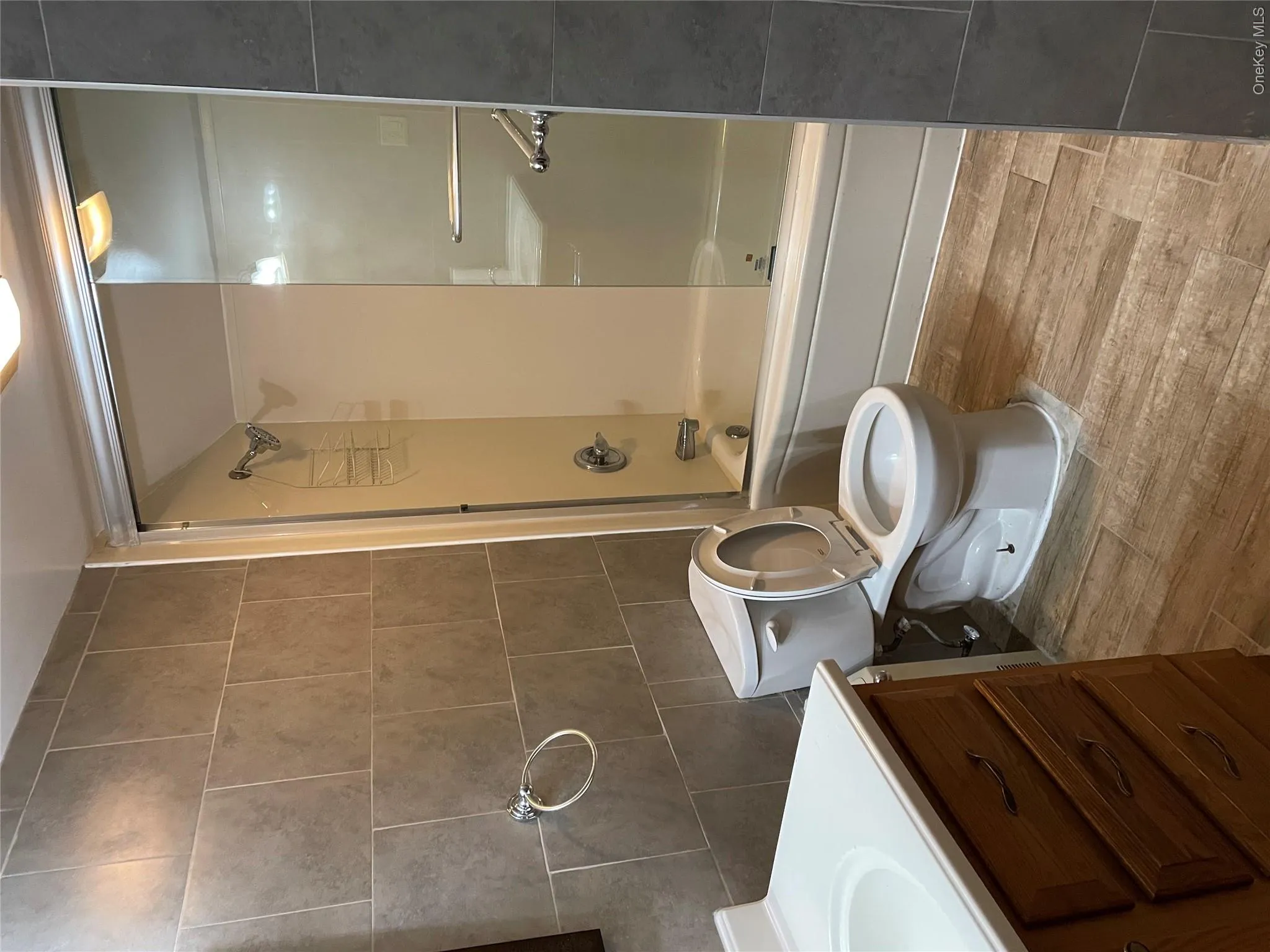 40 Relda Street, Oyster Bay, NY, 4 Bedrooms Bedrooms, 7 Rooms Rooms,2 BathroomsBathrooms,Residential Lease,For Rent,Relda,0,1012165 40 Relda Street, Oyster Bay, NY, 4 Bedrooms Bedrooms, 7 Rooms Rooms,2 BathroomsBathrooms,Residential Lease,For Rent,Relda,0,1012165
