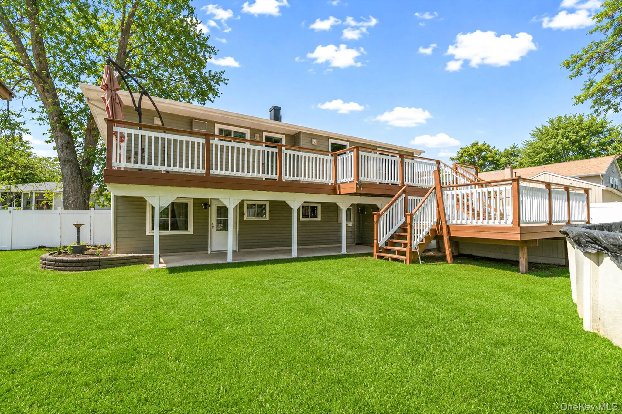 23 Ehler Street, Islip, NY, 5 Bedrooms Bedrooms, 14 Rooms Rooms,3 BathroomsBathrooms,Residential,For Rent,Ehler,0,1012166 23 Ehler Street, Islip, NY, 5 Bedrooms Bedrooms, 14 Rooms Rooms,3 BathroomsBathrooms,Residential,For Rent,Ehler,0,1012166