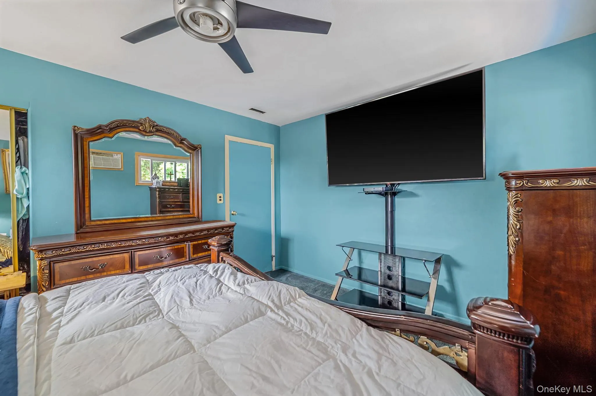 23 Ehler Street, Islip, NY, 5 Bedrooms Bedrooms, 14 Rooms Rooms,3 BathroomsBathrooms,Residential,For Rent,Ehler,0,1012166 23 Ehler Street, Islip, NY, 5 Bedrooms Bedrooms, 14 Rooms Rooms,3 BathroomsBathrooms,Residential,For Rent,Ehler,0,1012166
