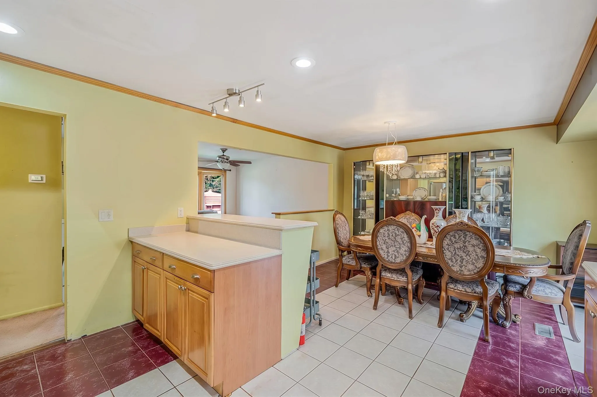 23 Ehler Street, Islip, NY, 5 Bedrooms Bedrooms, 14 Rooms Rooms,3 BathroomsBathrooms,Residential,For Rent,Ehler,0,1012166 23 Ehler Street, Islip, NY, 5 Bedrooms Bedrooms, 14 Rooms Rooms,3 BathroomsBathrooms,Residential,For Rent,Ehler,0,1012166