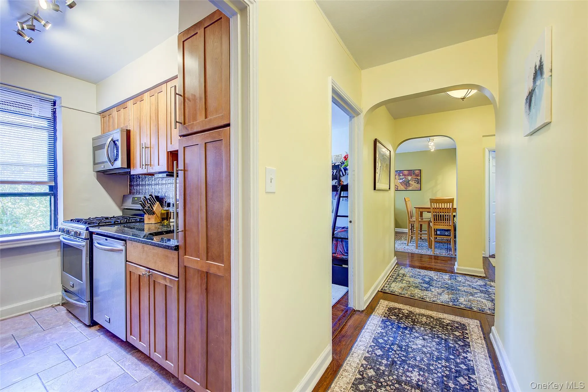 215-40 47th Avenue, New York, NY, 2 Bedrooms Bedrooms, 4 Rooms Rooms,1 BathroomBathrooms,Residential,For Rent,47th,0,1012170 215-40 47th Avenue, New York, NY, 2 Bedrooms Bedrooms, 4 Rooms Rooms,1 BathroomBathrooms,Residential,For Rent,47th,0,1012170