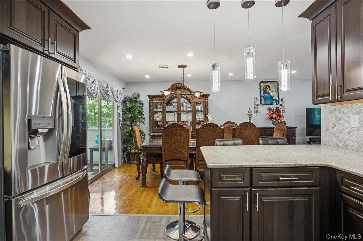 1 Saddle Lane, Clarkstown, NY, 4 Bedrooms Bedrooms, 8 Rooms Rooms,2 BathroomsBathrooms,Residential,For Rent,Saddle,0,1012173 1 Saddle Lane, Clarkstown, NY, 4 Bedrooms Bedrooms, 8 Rooms Rooms,2 BathroomsBathrooms,Residential,For Rent,Saddle,0,1012173