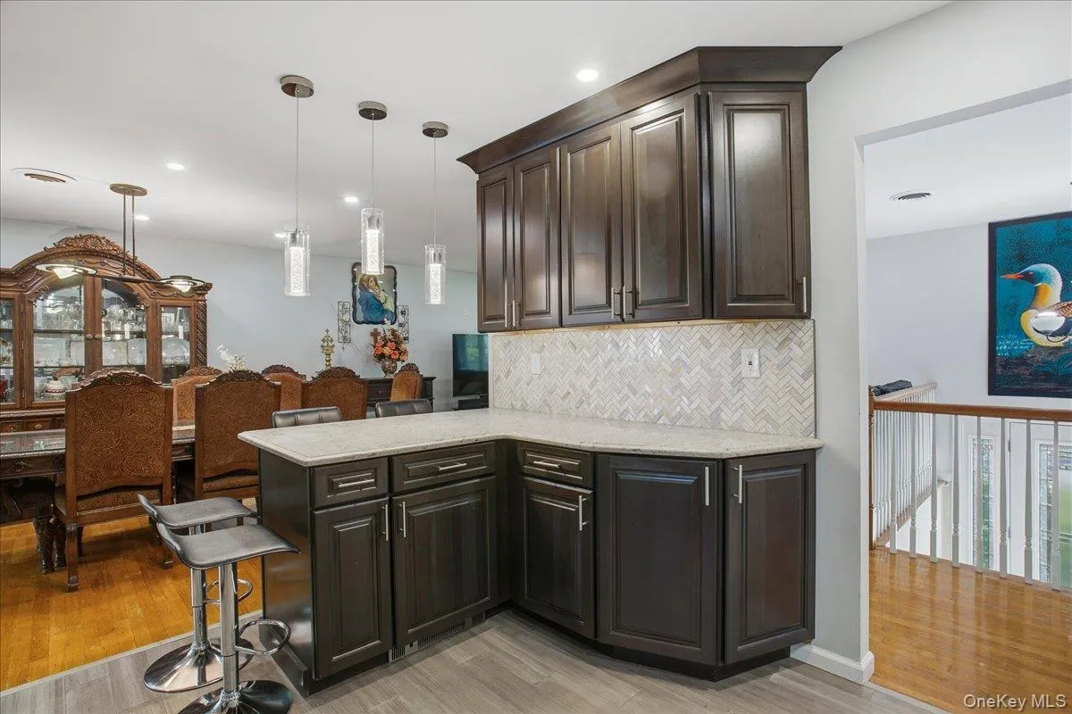 1 Saddle Lane, Clarkstown, NY, 4 Bedrooms Bedrooms, 8 Rooms Rooms,2 BathroomsBathrooms,Residential,For Rent,Saddle,0,1012173 1 Saddle Lane, Clarkstown, NY, 4 Bedrooms Bedrooms, 8 Rooms Rooms,2 BathroomsBathrooms,Residential,For Rent,Saddle,0,1012173