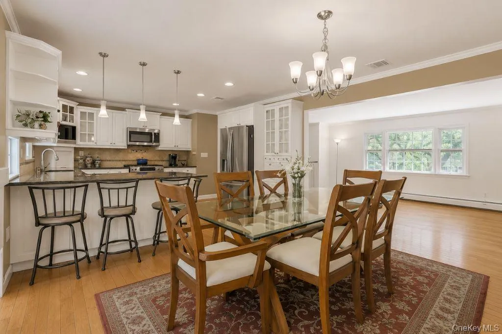 4 Flower Lane, Clarkstown, NY, 4 Bedrooms Bedrooms, 8 Rooms Rooms,2 BathroomsBathrooms,Residential,For Rent,Flower,0,1012174 4 Flower Lane, Clarkstown, NY, 4 Bedrooms Bedrooms, 8 Rooms Rooms,2 BathroomsBathrooms,Residential,For Rent,Flower,0,1012174