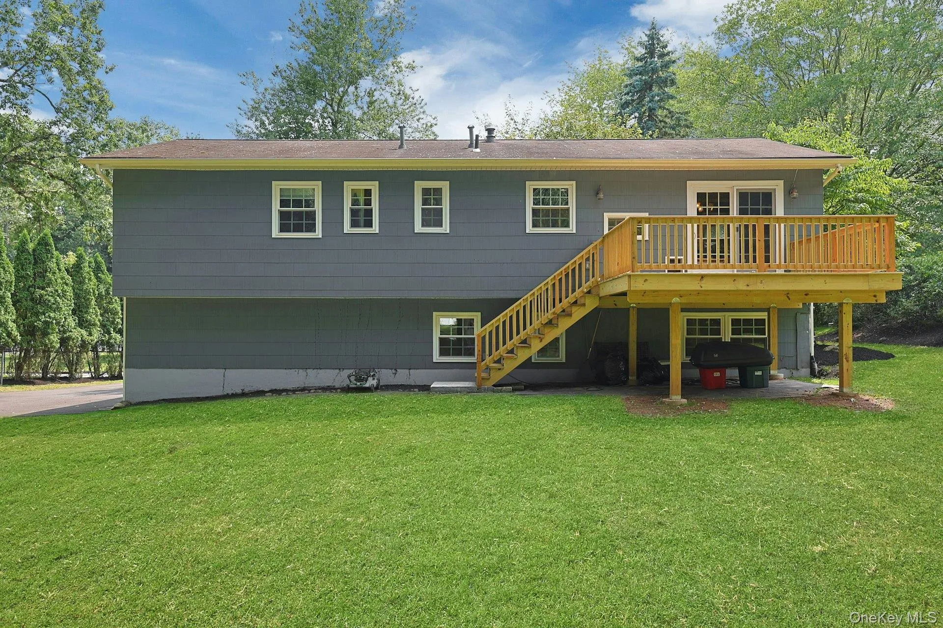 4 Flower Lane, Clarkstown, NY, 4 Bedrooms Bedrooms, 8 Rooms Rooms,2 BathroomsBathrooms,Residential,For Rent,Flower,0,1012174 4 Flower Lane, Clarkstown, NY, 4 Bedrooms Bedrooms, 8 Rooms Rooms,2 BathroomsBathrooms,Residential,For Rent,Flower,0,1012174