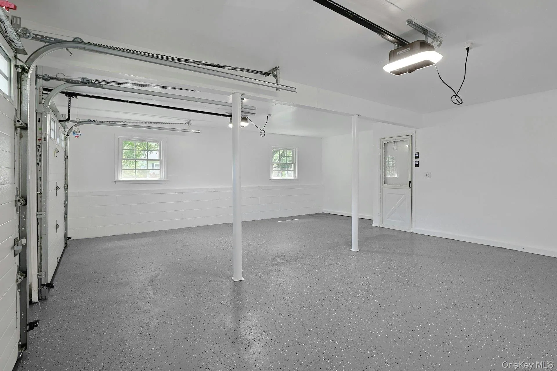 4 Flower Lane, Clarkstown, NY, 4 Bedrooms Bedrooms, 8 Rooms Rooms,2 BathroomsBathrooms,Residential,For Rent,Flower,0,1012174 4 Flower Lane, Clarkstown, NY, 4 Bedrooms Bedrooms, 8 Rooms Rooms,2 BathroomsBathrooms,Residential,For Rent,Flower,0,1012174
