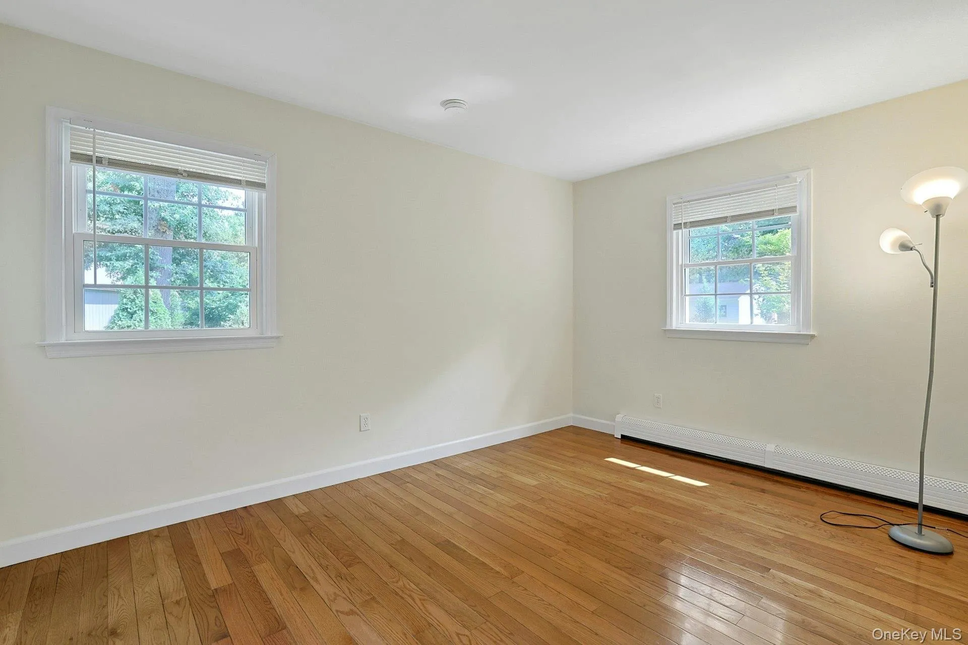 4 Flower Lane, Clarkstown, NY, 4 Bedrooms Bedrooms, 8 Rooms Rooms,2 BathroomsBathrooms,Residential,For Rent,Flower,0,1012174 4 Flower Lane, Clarkstown, NY, 4 Bedrooms Bedrooms, 8 Rooms Rooms,2 BathroomsBathrooms,Residential,For Rent,Flower,0,1012174