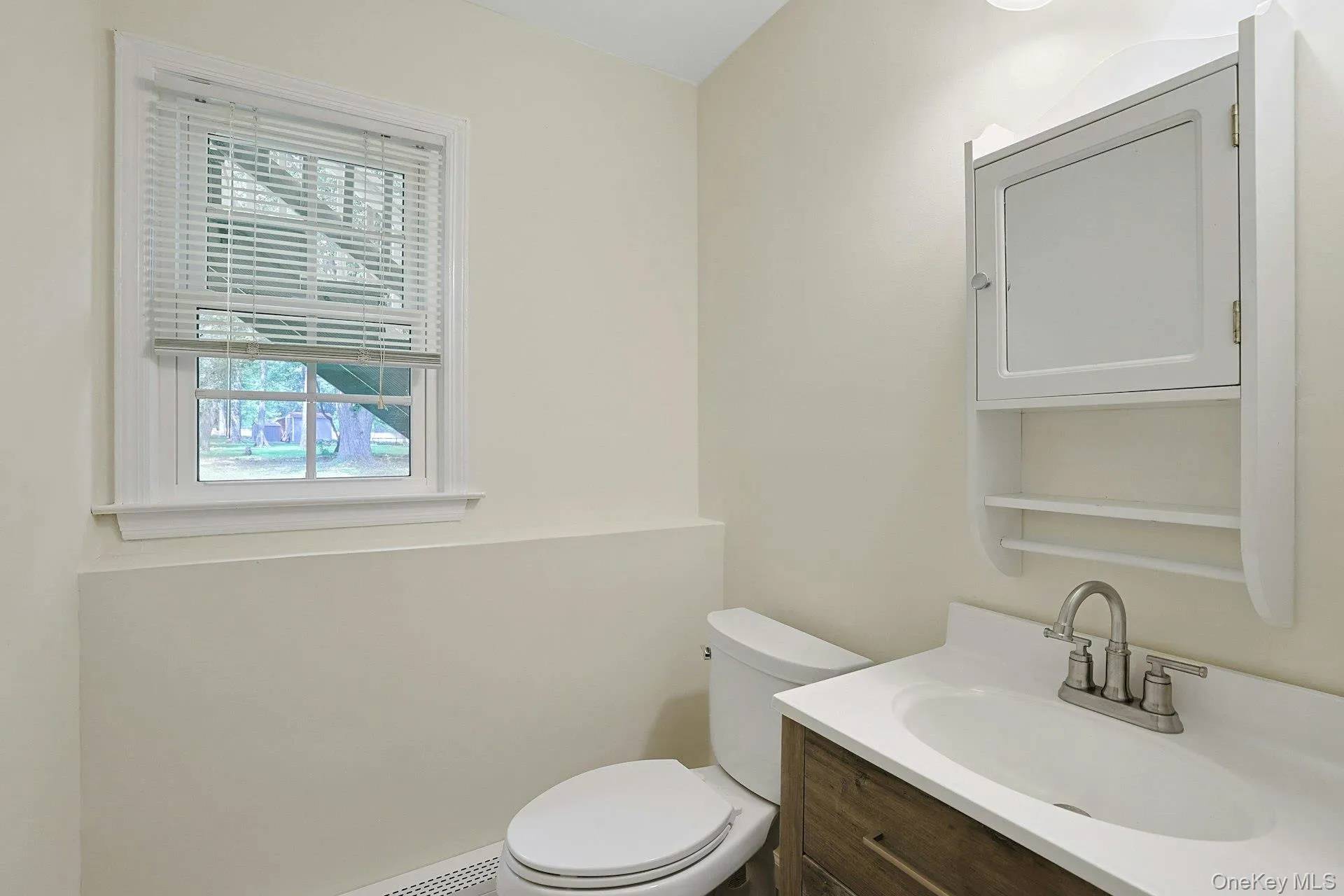 Half bathroom Half bathroom