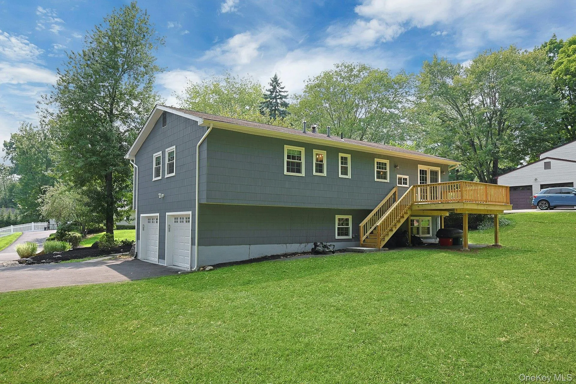 4 Flower Lane, Clarkstown, NY, 4 Bedrooms Bedrooms, 8 Rooms Rooms,2 BathroomsBathrooms,Residential,For Rent,Flower,0,1012174 4 Flower Lane, Clarkstown, NY, 4 Bedrooms Bedrooms, 8 Rooms Rooms,2 BathroomsBathrooms,Residential,For Rent,Flower,0,1012174