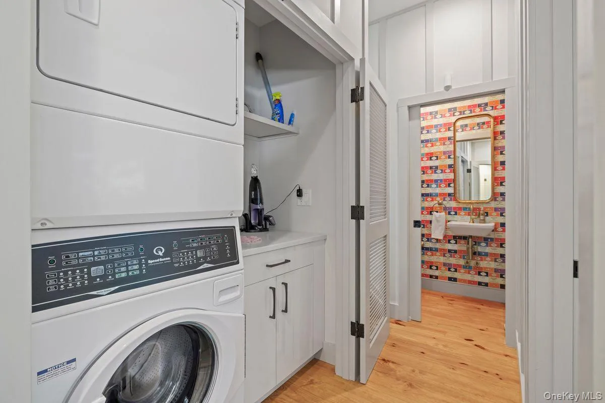 56 Lauren Court, Woodstock, NY, 3 Bedrooms Bedrooms, 10 Rooms Rooms,2 BathroomsBathrooms,Residential,For Rent,Lauren,0,1012176 56 Lauren Court, Woodstock, NY, 3 Bedrooms Bedrooms, 10 Rooms Rooms,2 BathroomsBathrooms,Residential,For Rent,Lauren,0,1012176