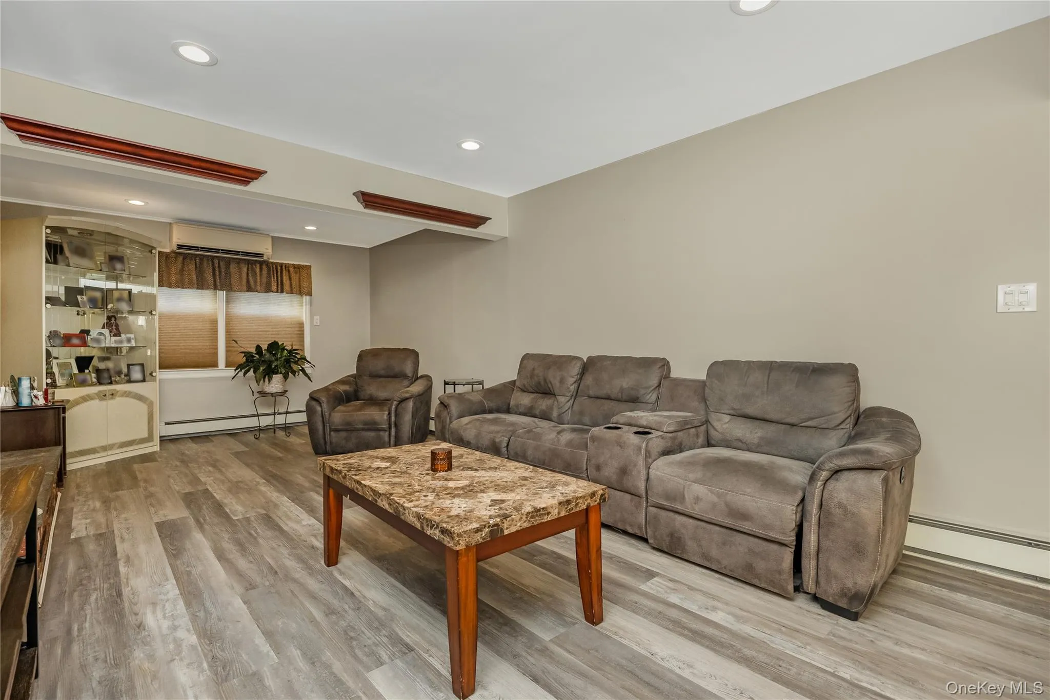 65 Club Lane, Hempstead, NY, 4 Bedrooms Bedrooms, 7 Rooms Rooms,2 BathroomsBathrooms,Residential,For Rent,Club,0,1012178 65 Club Lane, Hempstead, NY, 4 Bedrooms Bedrooms, 7 Rooms Rooms,2 BathroomsBathrooms,Residential,For Rent,Club,0,1012178