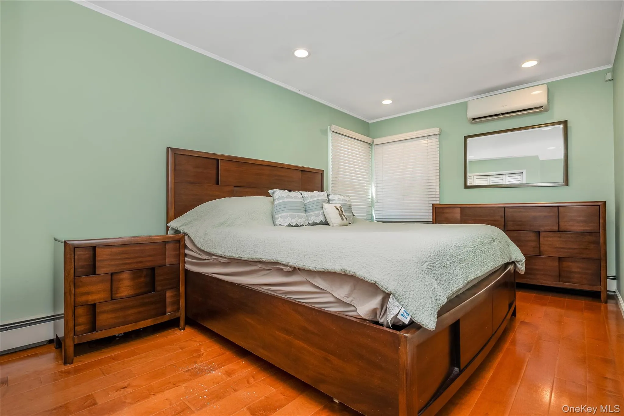 65 Club Lane, Hempstead, NY, 4 Bedrooms Bedrooms, 7 Rooms Rooms,2 BathroomsBathrooms,Residential,For Rent,Club,0,1012178 65 Club Lane, Hempstead, NY, 4 Bedrooms Bedrooms, 7 Rooms Rooms,2 BathroomsBathrooms,Residential,For Rent,Club,0,1012178