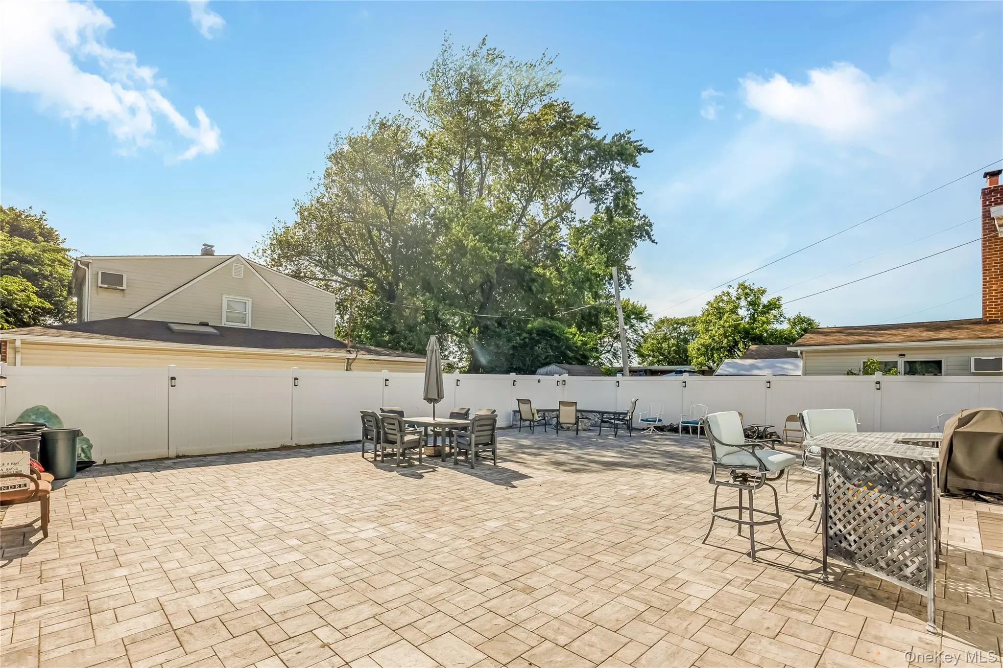 65 Club Lane, Hempstead, NY, 4 Bedrooms Bedrooms, 7 Rooms Rooms,2 BathroomsBathrooms,Residential,For Rent,Club,0,1012178 65 Club Lane, Hempstead, NY, 4 Bedrooms Bedrooms, 7 Rooms Rooms,2 BathroomsBathrooms,Residential,For Rent,Club,0,1012178