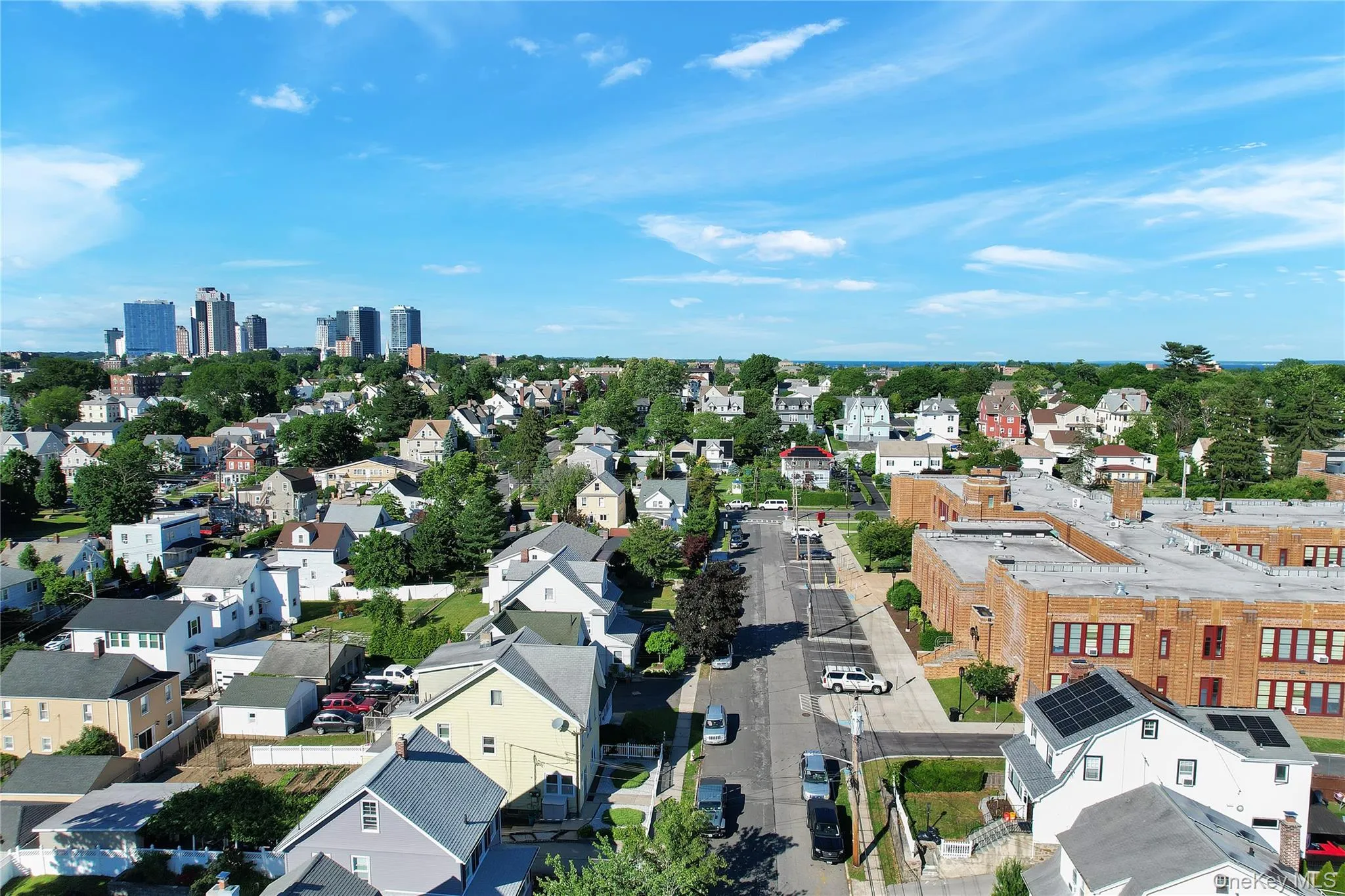 40 Emmett Terrace, New Rochelle, NY, 3 Bedrooms Bedrooms, 14 Rooms Rooms,2 BathroomsBathrooms,Residential,For Rent,Emmett,0,1012179 40 Emmett Terrace, New Rochelle, NY, 3 Bedrooms Bedrooms, 14 Rooms Rooms,2 BathroomsBathrooms,Residential,For Rent,Emmett,0,1012179