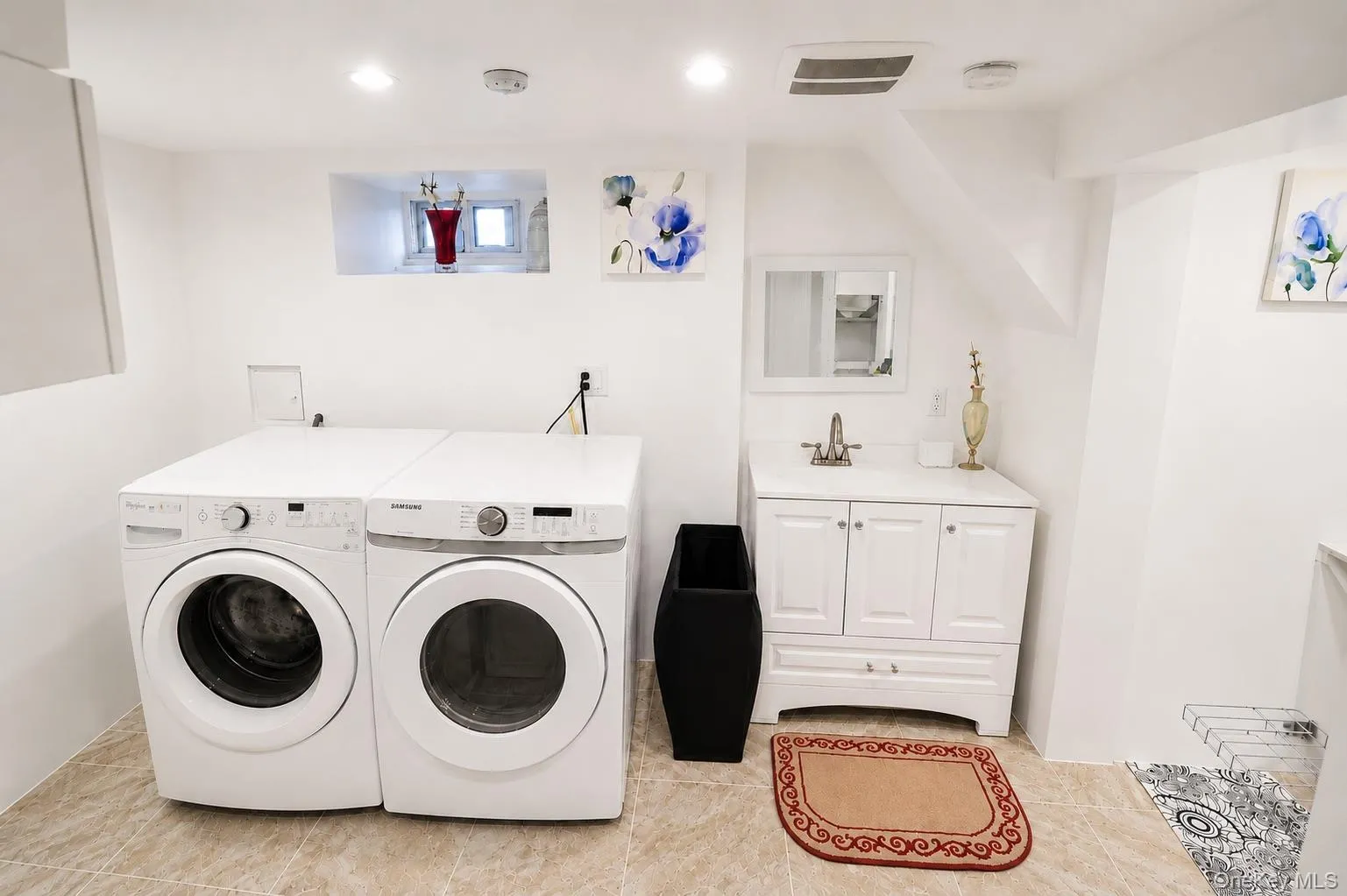 40 Emmett Terrace, New Rochelle, NY, 3 Bedrooms Bedrooms, 14 Rooms Rooms,2 BathroomsBathrooms,Residential,For Rent,Emmett,0,1012179 40 Emmett Terrace, New Rochelle, NY, 3 Bedrooms Bedrooms, 14 Rooms Rooms,2 BathroomsBathrooms,Residential,For Rent,Emmett,0,1012179