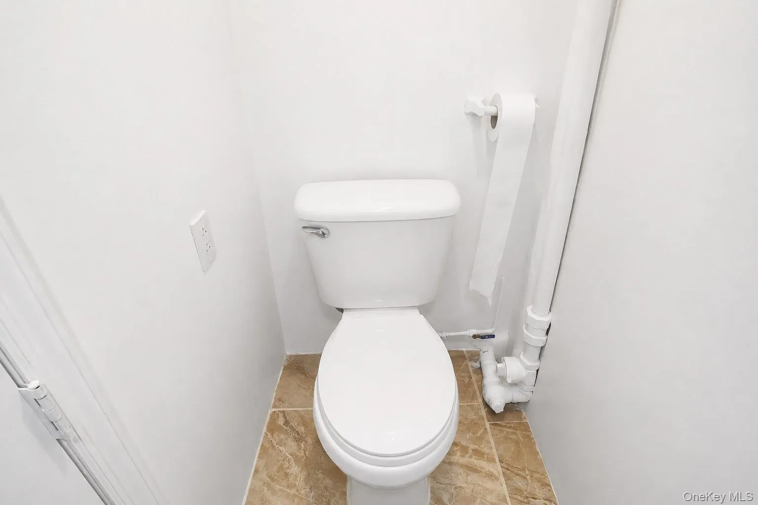 40 Emmett Terrace, New Rochelle, NY, 3 Bedrooms Bedrooms, 14 Rooms Rooms,2 BathroomsBathrooms,Residential,For Rent,Emmett,0,1012179 40 Emmett Terrace, New Rochelle, NY, 3 Bedrooms Bedrooms, 14 Rooms Rooms,2 BathroomsBathrooms,Residential,For Rent,Emmett,0,1012179