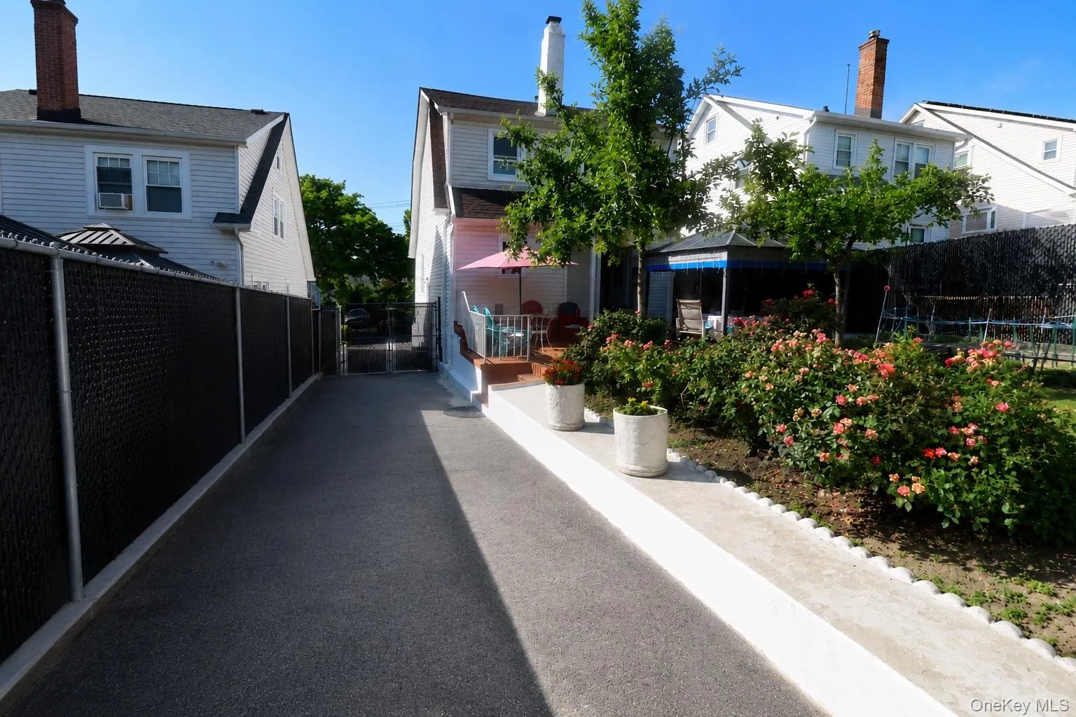 40 Emmett Terrace, New Rochelle, NY, 3 Bedrooms Bedrooms, 14 Rooms Rooms,2 BathroomsBathrooms,Residential,For Rent,Emmett,0,1012179 40 Emmett Terrace, New Rochelle, NY, 3 Bedrooms Bedrooms, 14 Rooms Rooms,2 BathroomsBathrooms,Residential,For Rent,Emmett,0,1012179