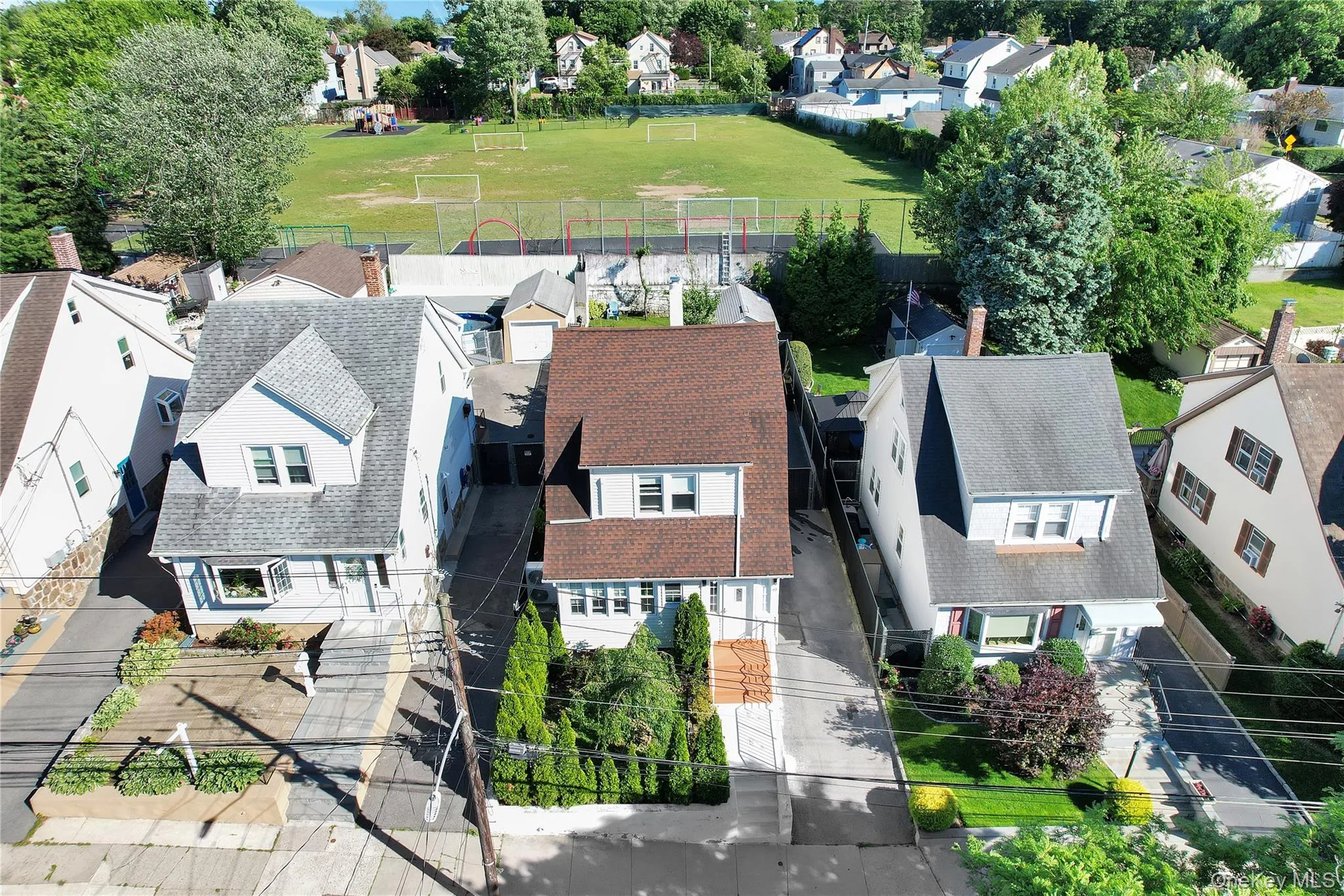 40 Emmett Terrace, New Rochelle, NY, 3 Bedrooms Bedrooms, 14 Rooms Rooms,2 BathroomsBathrooms,Residential,For Rent,Emmett,0,1012179 40 Emmett Terrace, New Rochelle, NY, 3 Bedrooms Bedrooms, 14 Rooms Rooms,2 BathroomsBathrooms,Residential,For Rent,Emmett,0,1012179