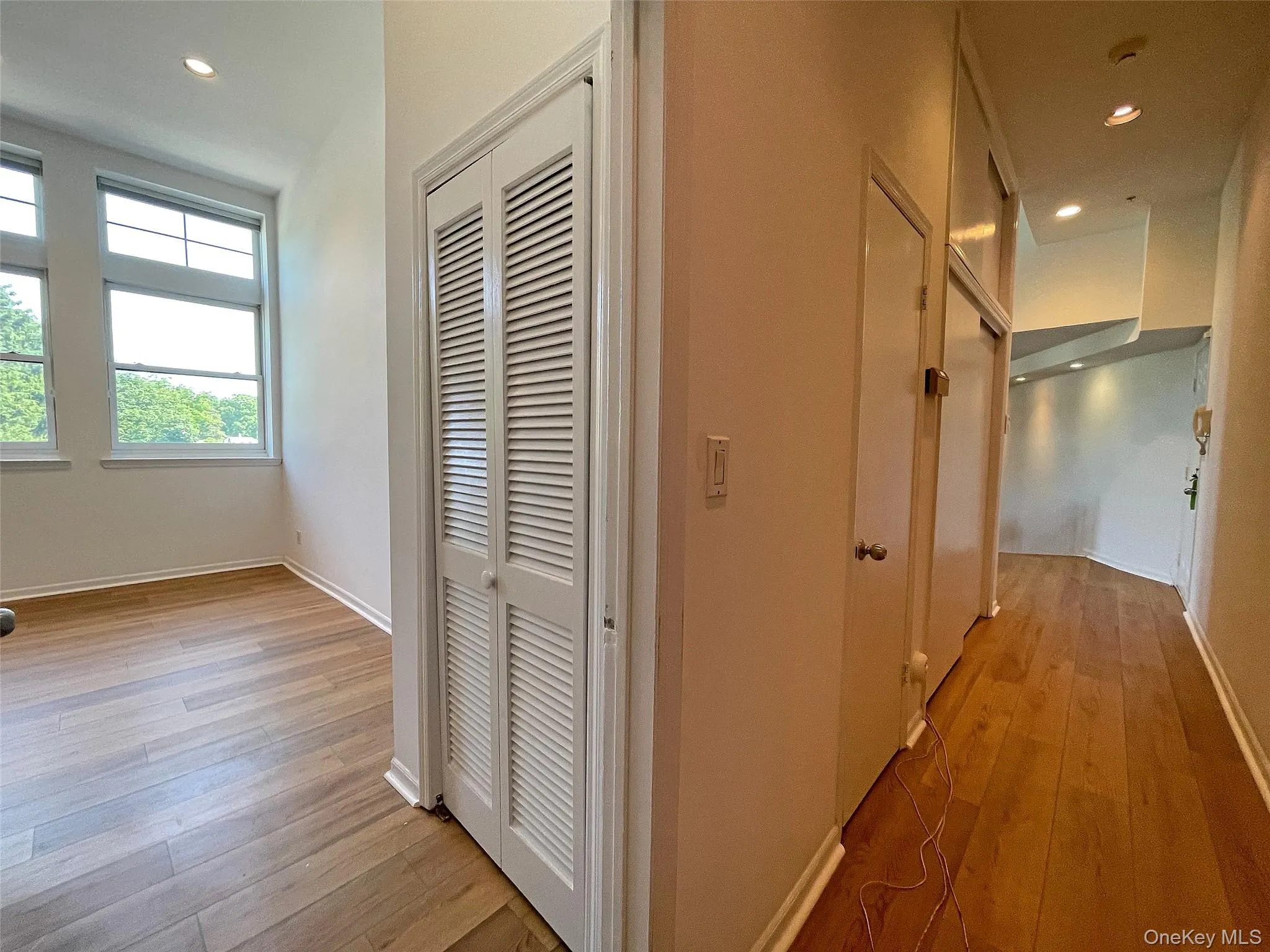 55 Hartsdale Avenue, Greenburgh, NY, 1 Bedroom Bedrooms, 3 Rooms Rooms,1 BathroomBathrooms,Residential,For Rent,Hartsdale,0,1012180 55 Hartsdale Avenue, Greenburgh, NY, 1 Bedroom Bedrooms, 3 Rooms Rooms,1 BathroomBathrooms,Residential,For Rent,Hartsdale,0,1012180