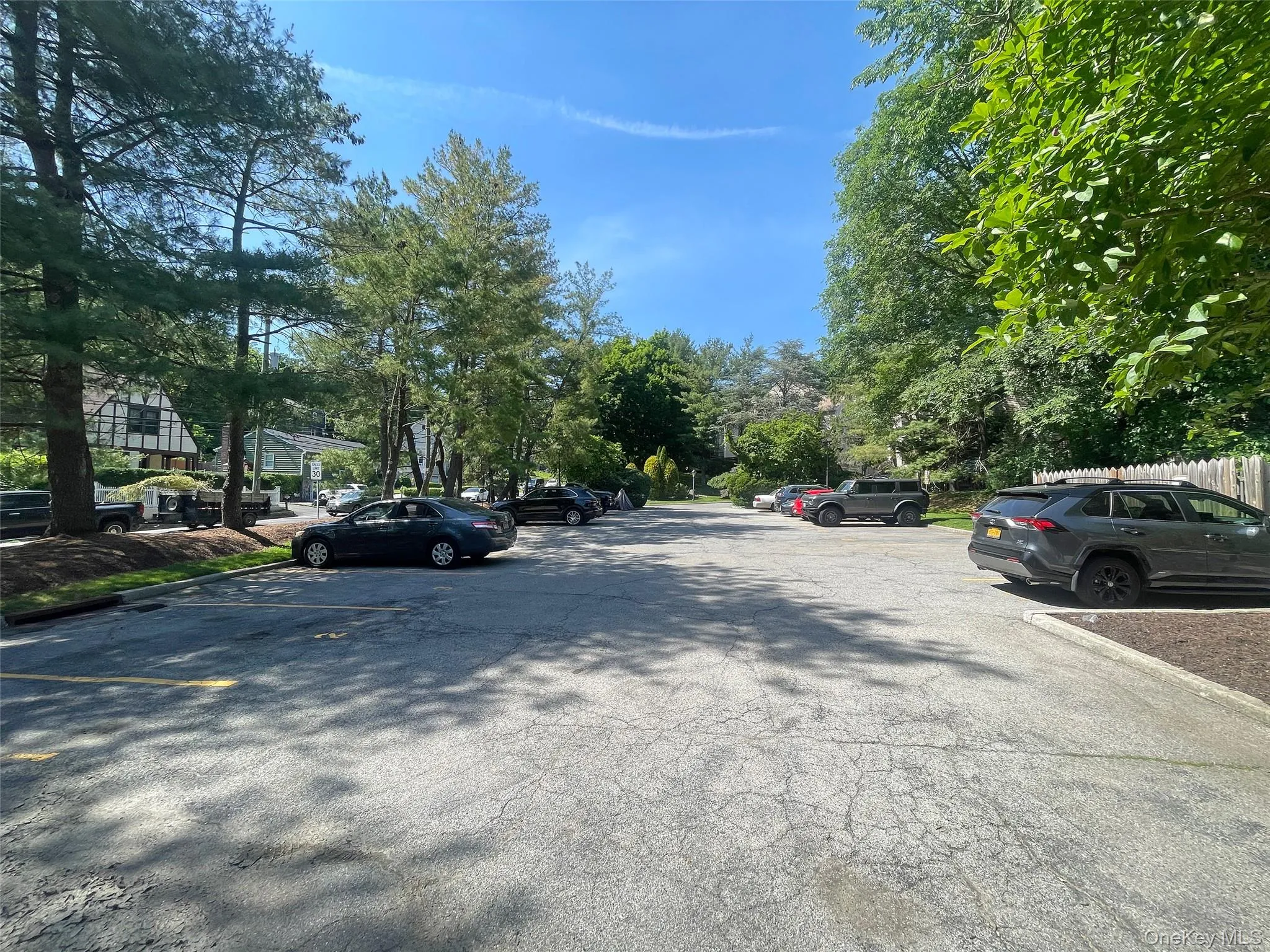 55 Hartsdale Avenue, Greenburgh, NY, 1 Bedroom Bedrooms, 3 Rooms Rooms,1 BathroomBathrooms,Residential,For Rent,Hartsdale,0,1012180 55 Hartsdale Avenue, Greenburgh, NY, 1 Bedroom Bedrooms, 3 Rooms Rooms,1 BathroomBathrooms,Residential,For Rent,Hartsdale,0,1012180