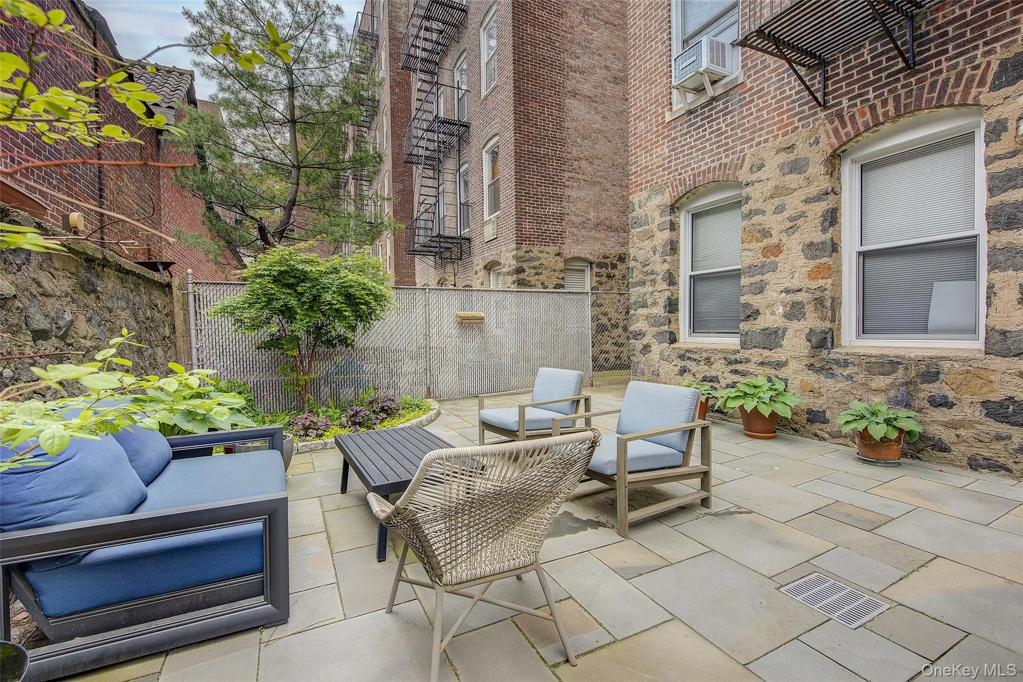 34-39 82nd Street, New York, NY, 2 Bedrooms Bedrooms, 5 Rooms Rooms,1 BathroomBathrooms,Residential,For Rent,82nd,0,1012181 34-39 82nd Street, New York, NY, 2 Bedrooms Bedrooms, 5 Rooms Rooms,1 BathroomBathrooms,Residential,For Rent,82nd,0,1012181
