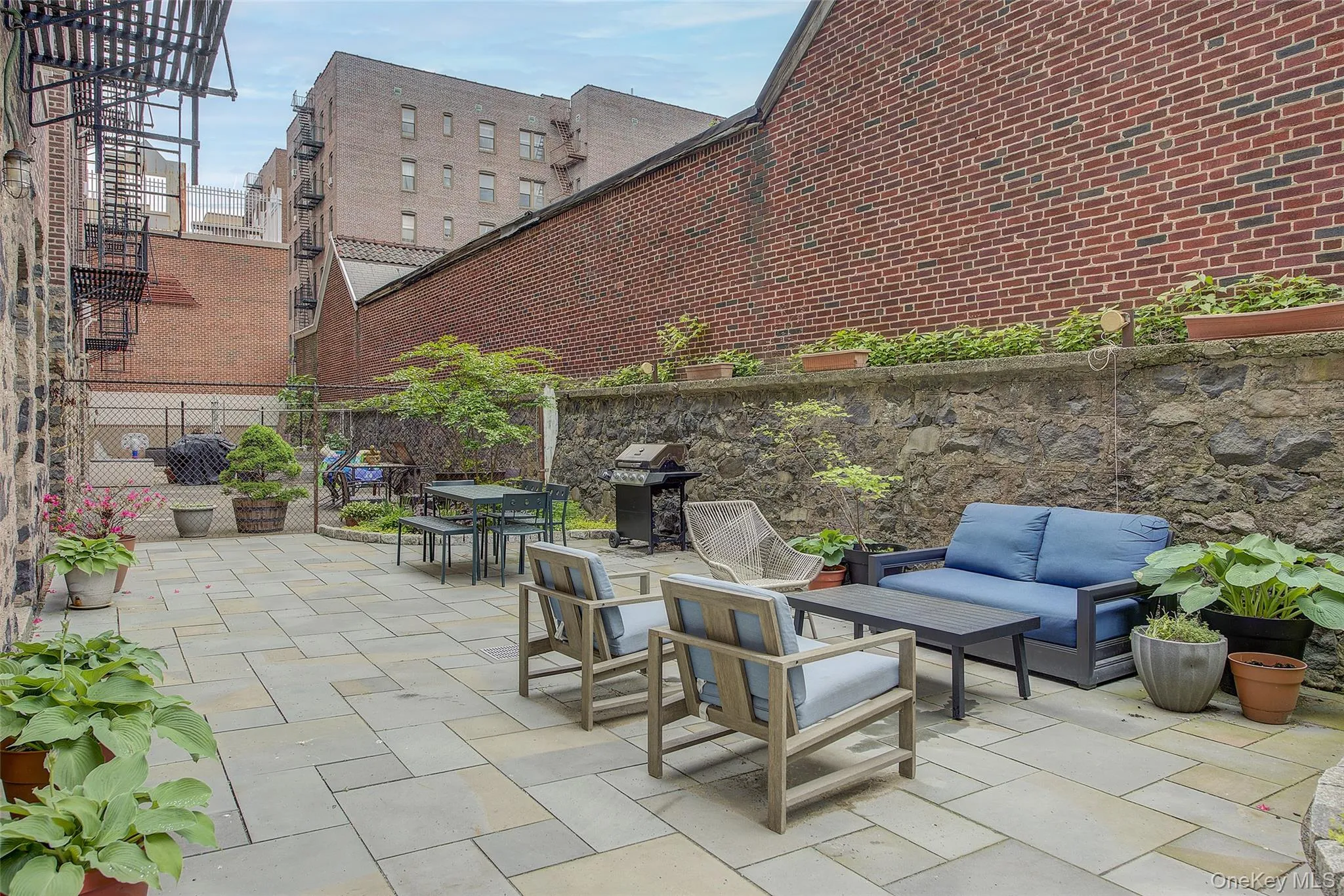 34-39 82nd Street, New York, NY, 2 Bedrooms Bedrooms, 5 Rooms Rooms,1 BathroomBathrooms,Residential,For Rent,82nd,0,1012181 34-39 82nd Street, New York, NY, 2 Bedrooms Bedrooms, 5 Rooms Rooms,1 BathroomBathrooms,Residential,For Rent,82nd,0,1012181