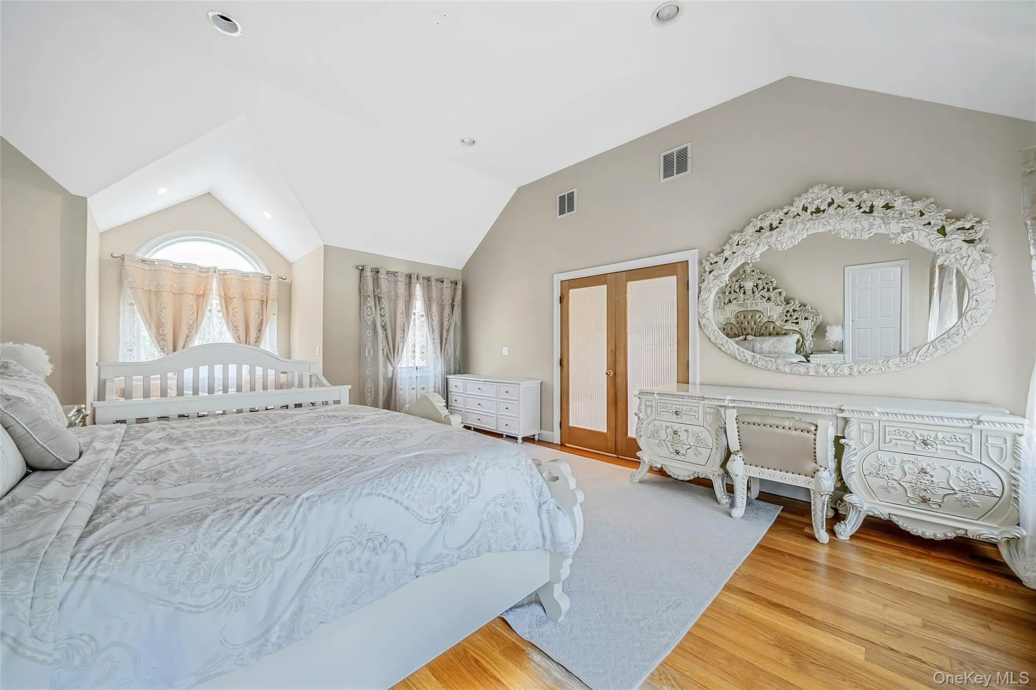 2 Jodi Drive, Brookhaven, NY, 6 Bedrooms Bedrooms, 13 Rooms Rooms,5 BathroomsBathrooms,Residential,For Rent,Jodi,0,1012182 2 Jodi Drive, Brookhaven, NY, 6 Bedrooms Bedrooms, 13 Rooms Rooms,5 BathroomsBathrooms,Residential,For Rent,Jodi,0,1012182