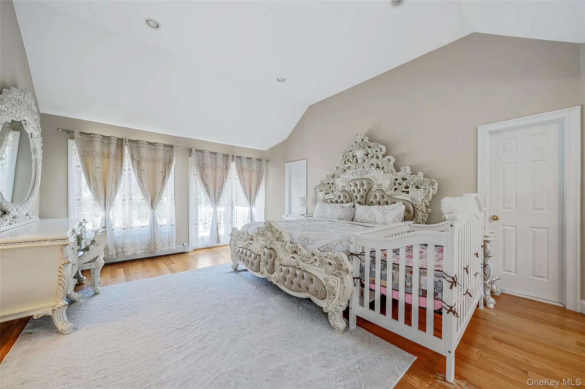 2 Jodi Drive, Brookhaven, NY, 6 Bedrooms Bedrooms, 13 Rooms Rooms,5 BathroomsBathrooms,Residential,For Rent,Jodi,0,1012182 2 Jodi Drive, Brookhaven, NY, 6 Bedrooms Bedrooms, 13 Rooms Rooms,5 BathroomsBathrooms,Residential,For Rent,Jodi,0,1012182