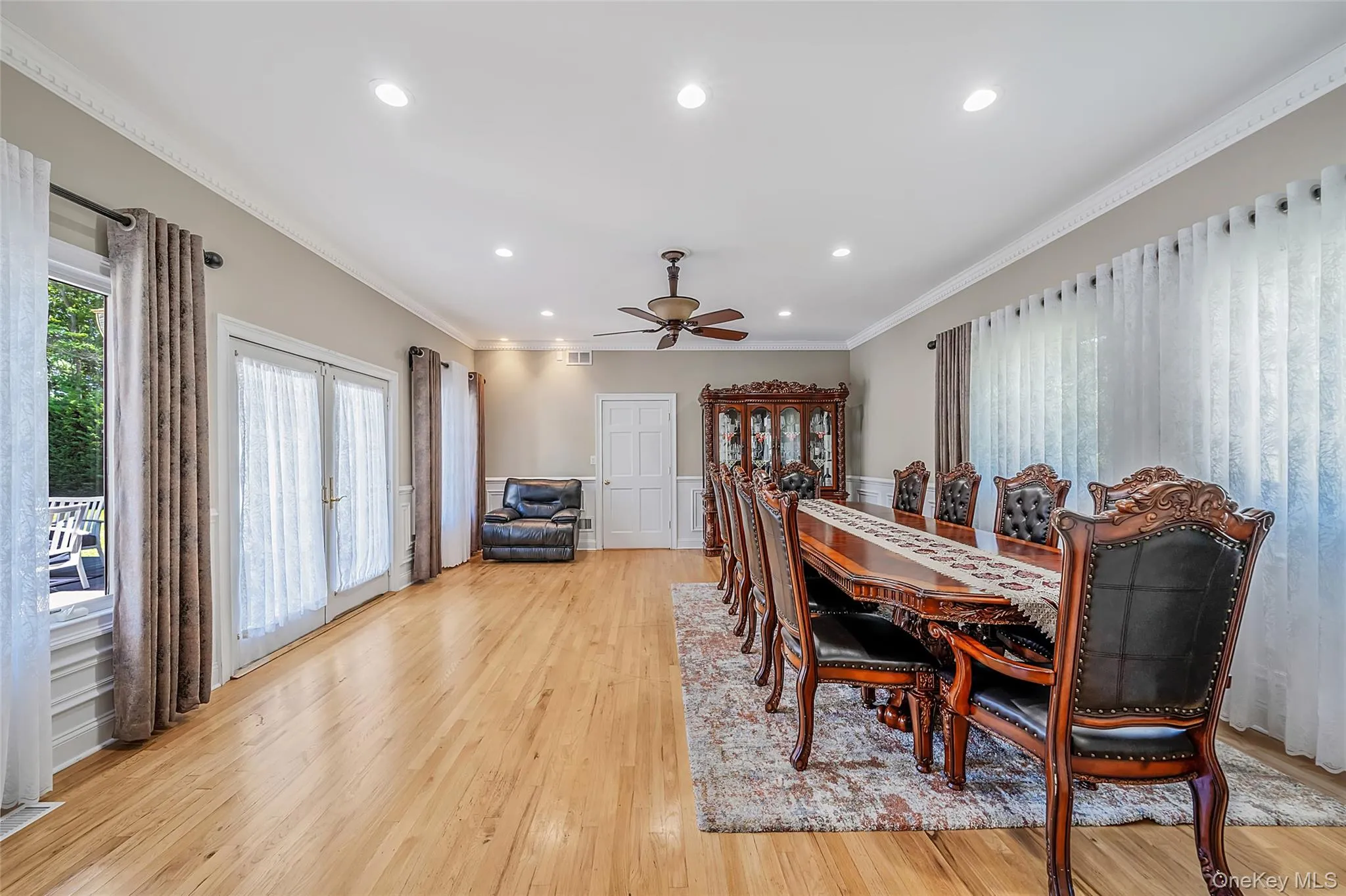 2 Jodi Drive, Brookhaven, NY, 6 Bedrooms Bedrooms, 13 Rooms Rooms,5 BathroomsBathrooms,Residential,For Rent,Jodi,0,1012182 2 Jodi Drive, Brookhaven, NY, 6 Bedrooms Bedrooms, 13 Rooms Rooms,5 BathroomsBathrooms,Residential,For Rent,Jodi,0,1012182