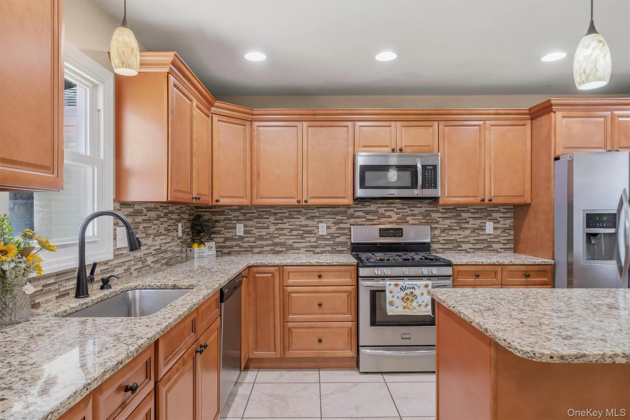 20 Valley View Road, Hyde Park, NY, 4 Bedrooms Bedrooms, 8 Rooms Rooms,2 BathroomsBathrooms,Residential,For Rent,Valley View,0,KEY1012183 20 Valley View Road, Hyde Park, NY, 4 Bedrooms Bedrooms, 8 Rooms Rooms,2 BathroomsBathrooms,Residential,For Rent,Valley View,0,KEY1012183