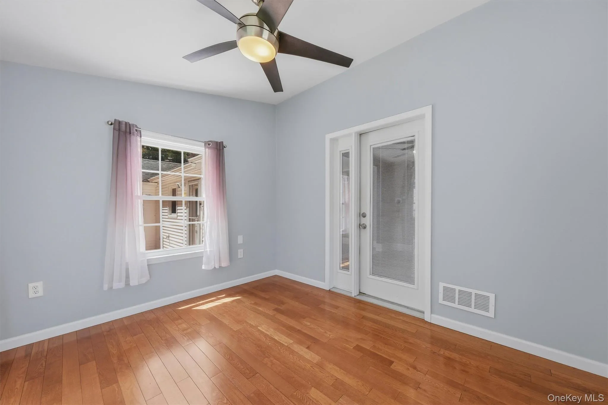 20 Valley View Road, Hyde Park, NY, 4 Bedrooms Bedrooms, 8 Rooms Rooms,2 BathroomsBathrooms,Residential,For Rent,Valley View,0,KEY1012183 20 Valley View Road, Hyde Park, NY, 4 Bedrooms Bedrooms, 8 Rooms Rooms,2 BathroomsBathrooms,Residential,For Rent,Valley View,0,KEY1012183
