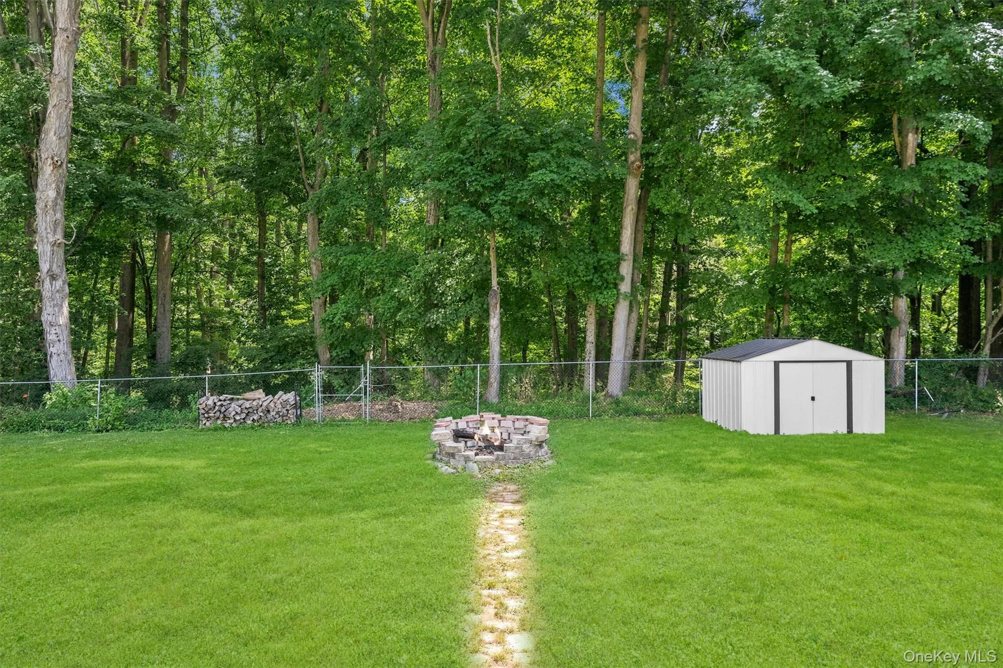 20 Valley View Road, Hyde Park, NY, 4 Bedrooms Bedrooms, 8 Rooms Rooms,2 BathroomsBathrooms,Residential,For Rent,Valley View,0,KEY1012183 20 Valley View Road, Hyde Park, NY, 4 Bedrooms Bedrooms, 8 Rooms Rooms,2 BathroomsBathrooms,Residential,For Rent,Valley View,0,KEY1012183