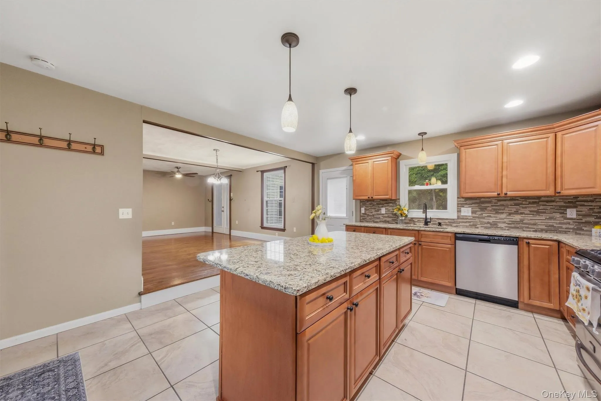 20 Valley View Road, Hyde Park, NY, 4 Bedrooms Bedrooms, 8 Rooms Rooms,2 BathroomsBathrooms,Residential,For Rent,Valley View,0,KEY1012183 20 Valley View Road, Hyde Park, NY, 4 Bedrooms Bedrooms, 8 Rooms Rooms,2 BathroomsBathrooms,Residential,For Rent,Valley View,0,KEY1012183