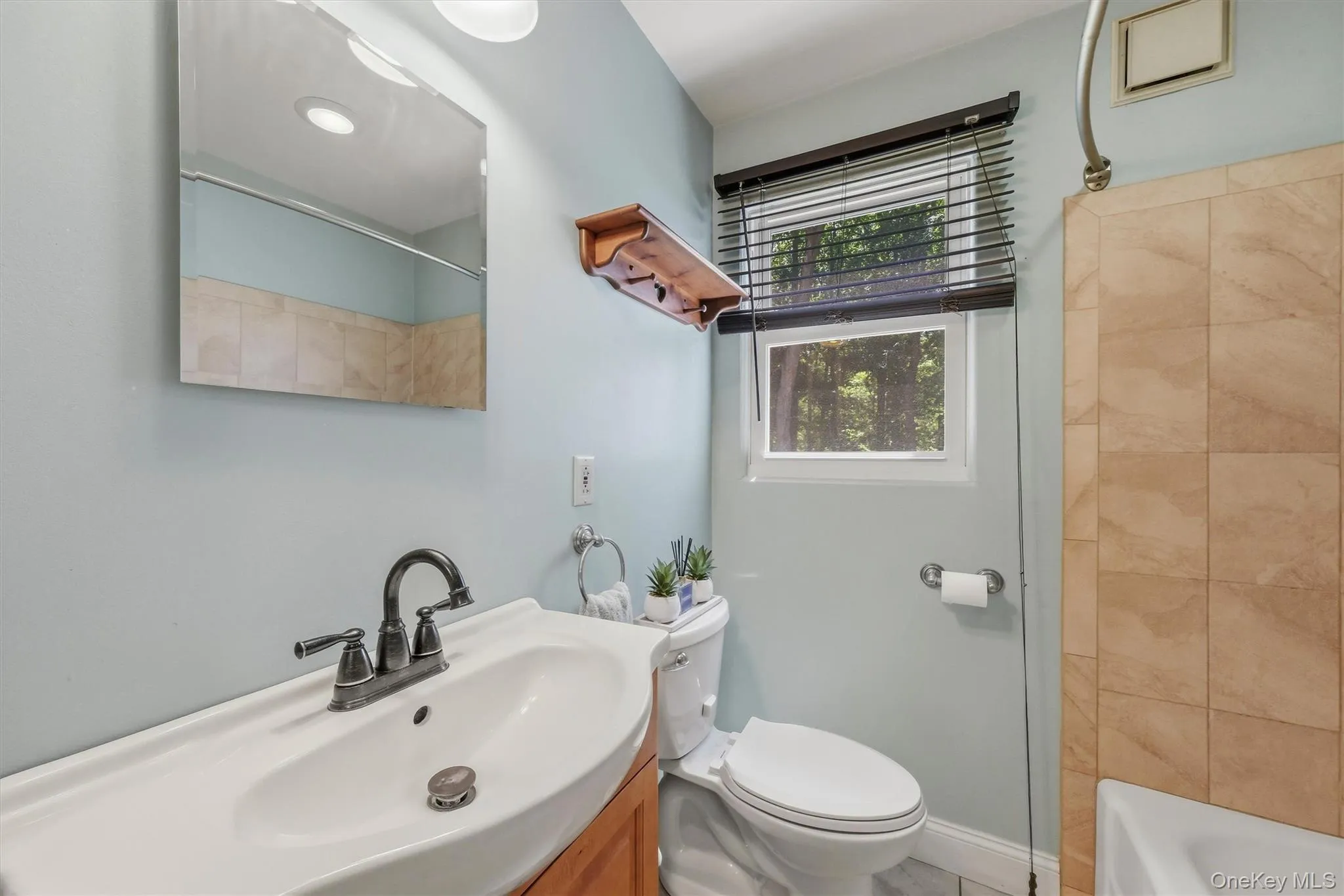 20 Valley View Road, Hyde Park, NY, 4 Bedrooms Bedrooms, 8 Rooms Rooms,2 BathroomsBathrooms,Residential,For Rent,Valley View,0,KEY1012183 20 Valley View Road, Hyde Park, NY, 4 Bedrooms Bedrooms, 8 Rooms Rooms,2 BathroomsBathrooms,Residential,For Rent,Valley View,0,KEY1012183