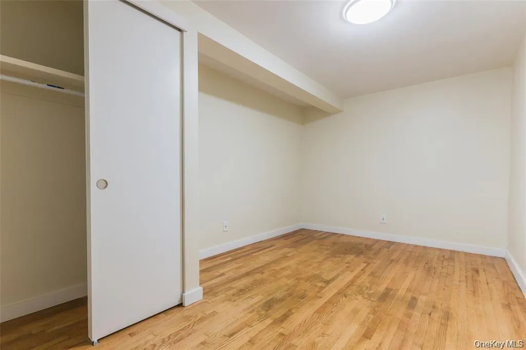 25 Van Duzen Place, Eastchester, NY, 5 Bedrooms Bedrooms, 10 Rooms Rooms,3 BathroomsBathrooms,Residential Lease,For Rent,Van Duzen,0,1012184 25 Van Duzen Place, Eastchester, NY, 5 Bedrooms Bedrooms, 10 Rooms Rooms,3 BathroomsBathrooms,Residential Lease,For Rent,Van Duzen,0,1012184