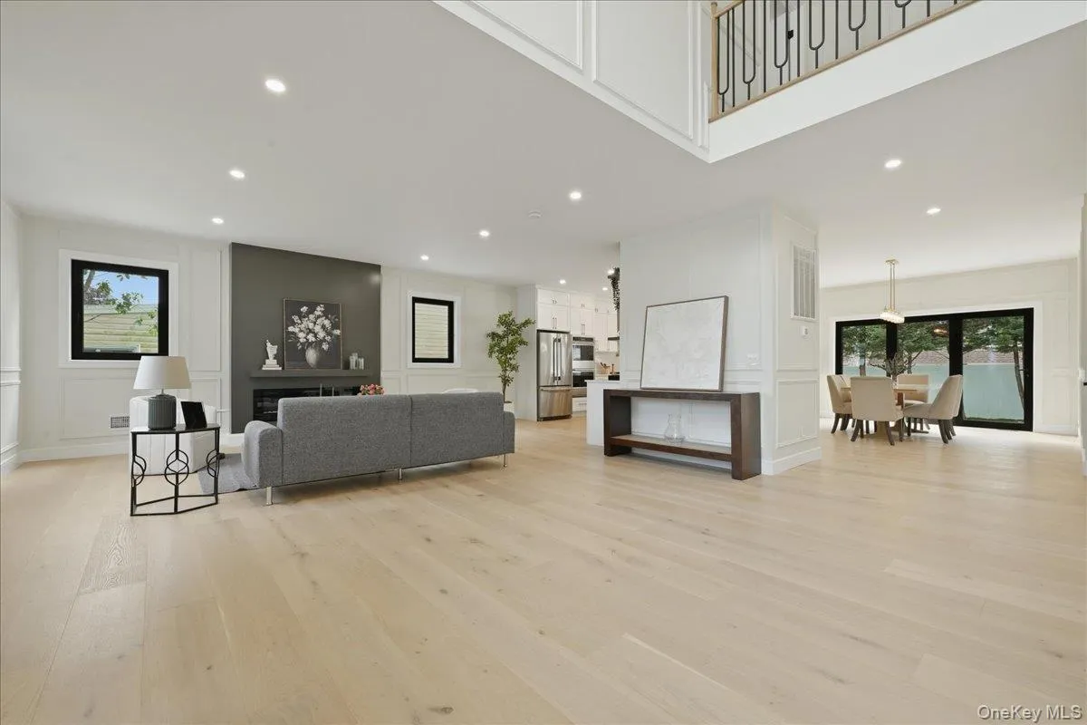 24 Middle Lane, Hempstead, NY, 5 Bedrooms Bedrooms, 8 Rooms Rooms,5 BathroomsBathrooms,Residential,For Rent,Middle,0,1012186 24 Middle Lane, Hempstead, NY, 5 Bedrooms Bedrooms, 8 Rooms Rooms,5 BathroomsBathrooms,Residential,For Rent,Middle,0,1012186