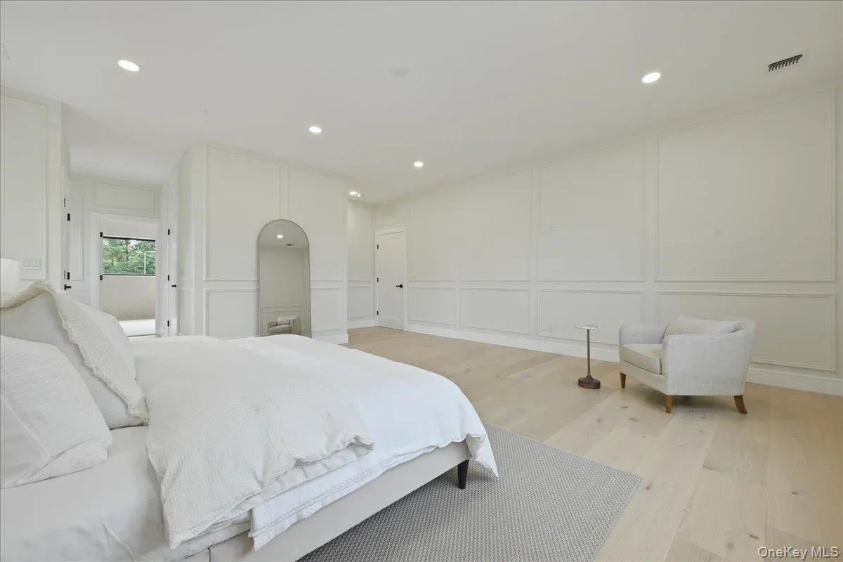 24 Middle Lane, Hempstead, NY, 5 Bedrooms Bedrooms, 8 Rooms Rooms,5 BathroomsBathrooms,Residential,For Rent,Middle,0,1012186 24 Middle Lane, Hempstead, NY, 5 Bedrooms Bedrooms, 8 Rooms Rooms,5 BathroomsBathrooms,Residential,For Rent,Middle,0,1012186