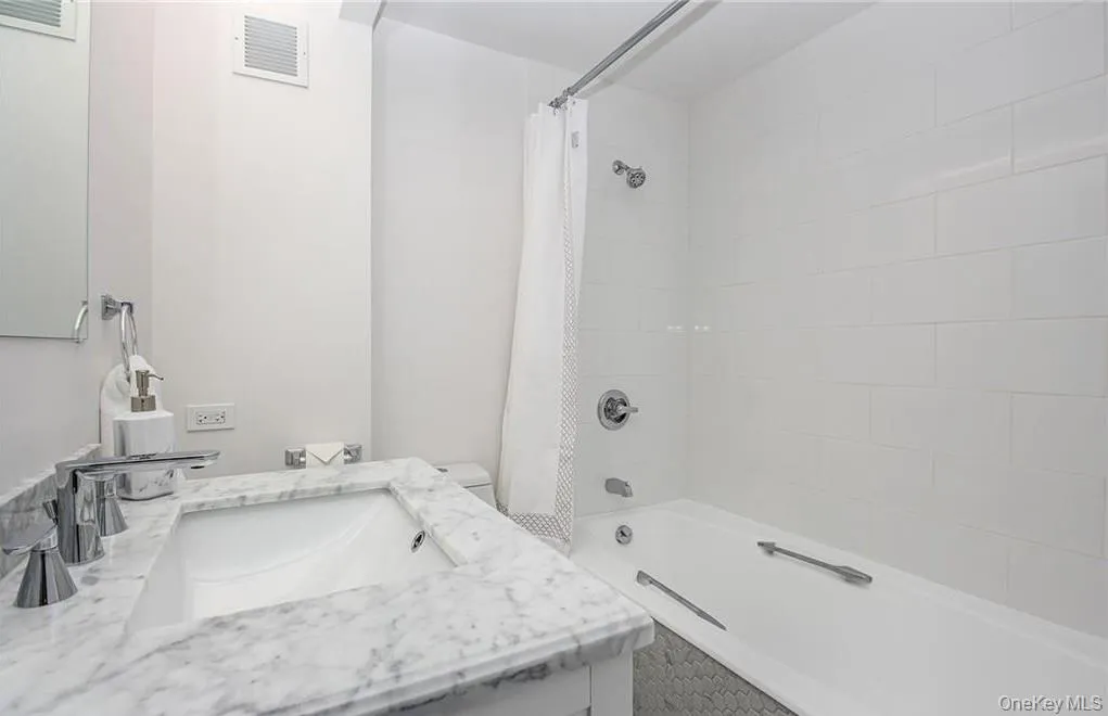 10 Cottage Place, White Plains, NY, 1 Bedroom Bedrooms, 5 Rooms Rooms,1 BathroomBathrooms,Residential,For Rent,Cottage,0,1012187 10 Cottage Place, White Plains, NY, 1 Bedroom Bedrooms, 5 Rooms Rooms,1 BathroomBathrooms,Residential,For Rent,Cottage,0,1012187