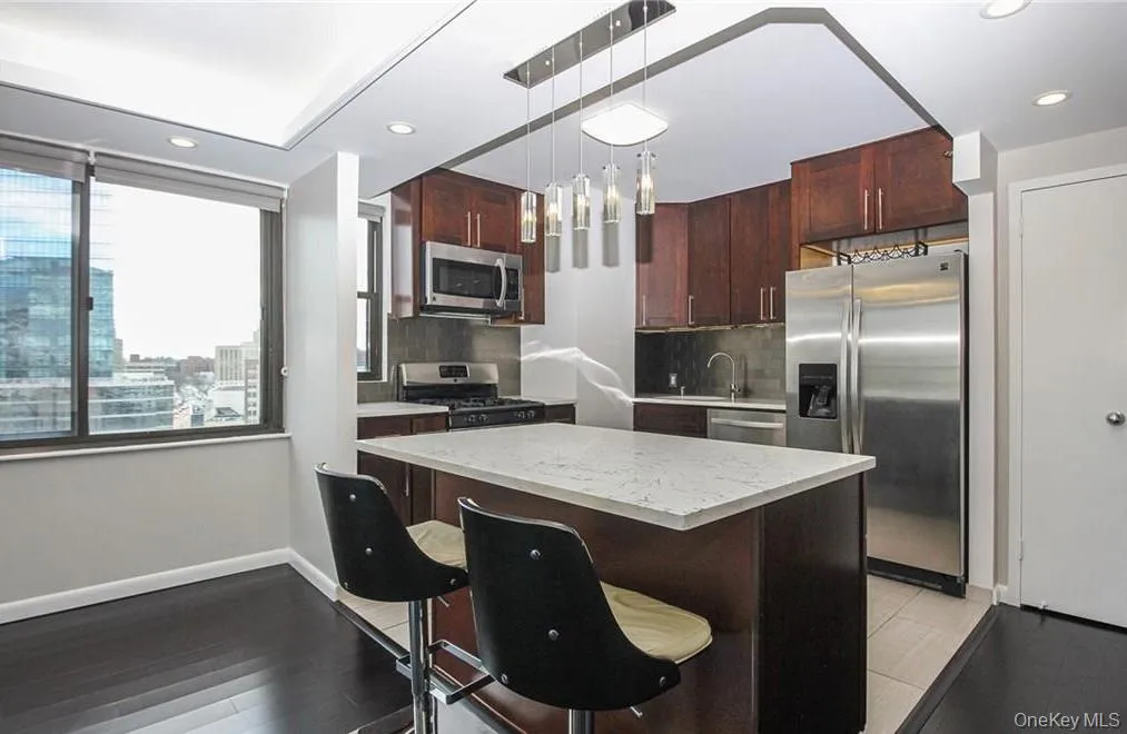 10 Cottage Place, White Plains, NY, 1 Bedroom Bedrooms, 5 Rooms Rooms,1 BathroomBathrooms,Residential,For Rent,Cottage,0,1012187 10 Cottage Place, White Plains, NY, 1 Bedroom Bedrooms, 5 Rooms Rooms,1 BathroomBathrooms,Residential,For Rent,Cottage,0,1012187