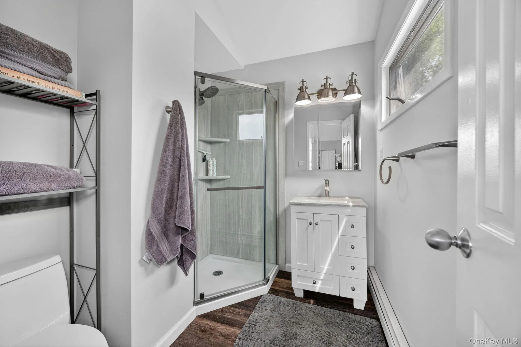 228 Clearwater Road, Babylon, NY, 2 Bedrooms Bedrooms, 6 Rooms Rooms,2 BathroomsBathrooms,Residential,For Rent,Clearwater,0,1012190 228 Clearwater Road, Babylon, NY, 2 Bedrooms Bedrooms, 6 Rooms Rooms,2 BathroomsBathrooms,Residential,For Rent,Clearwater,0,1012190