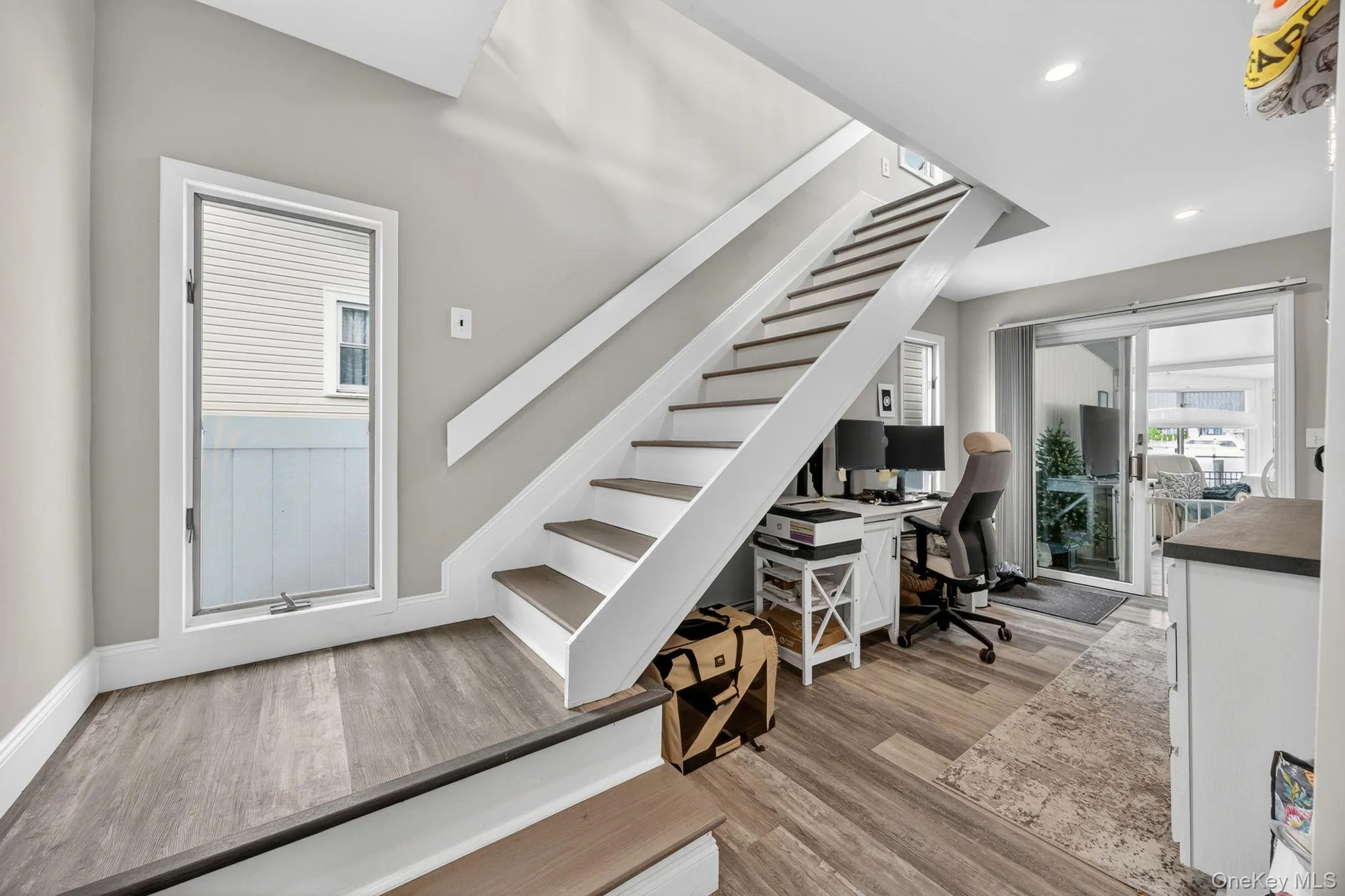 228 Clearwater Road, Babylon, NY, 2 Bedrooms Bedrooms, 6 Rooms Rooms,2 BathroomsBathrooms,Residential,For Rent,Clearwater,0,1012190 228 Clearwater Road, Babylon, NY, 2 Bedrooms Bedrooms, 6 Rooms Rooms,2 BathroomsBathrooms,Residential,For Rent,Clearwater,0,1012190