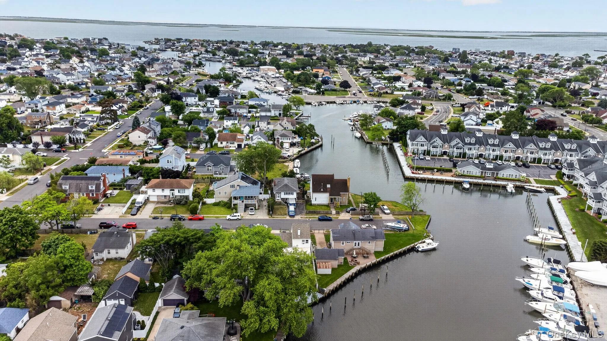 228 Clearwater Road, Babylon, NY, 2 Bedrooms Bedrooms, 6 Rooms Rooms,2 BathroomsBathrooms,Residential,For Rent,Clearwater,0,1012190 228 Clearwater Road, Babylon, NY, 2 Bedrooms Bedrooms, 6 Rooms Rooms,2 BathroomsBathrooms,Residential,For Rent,Clearwater,0,1012190