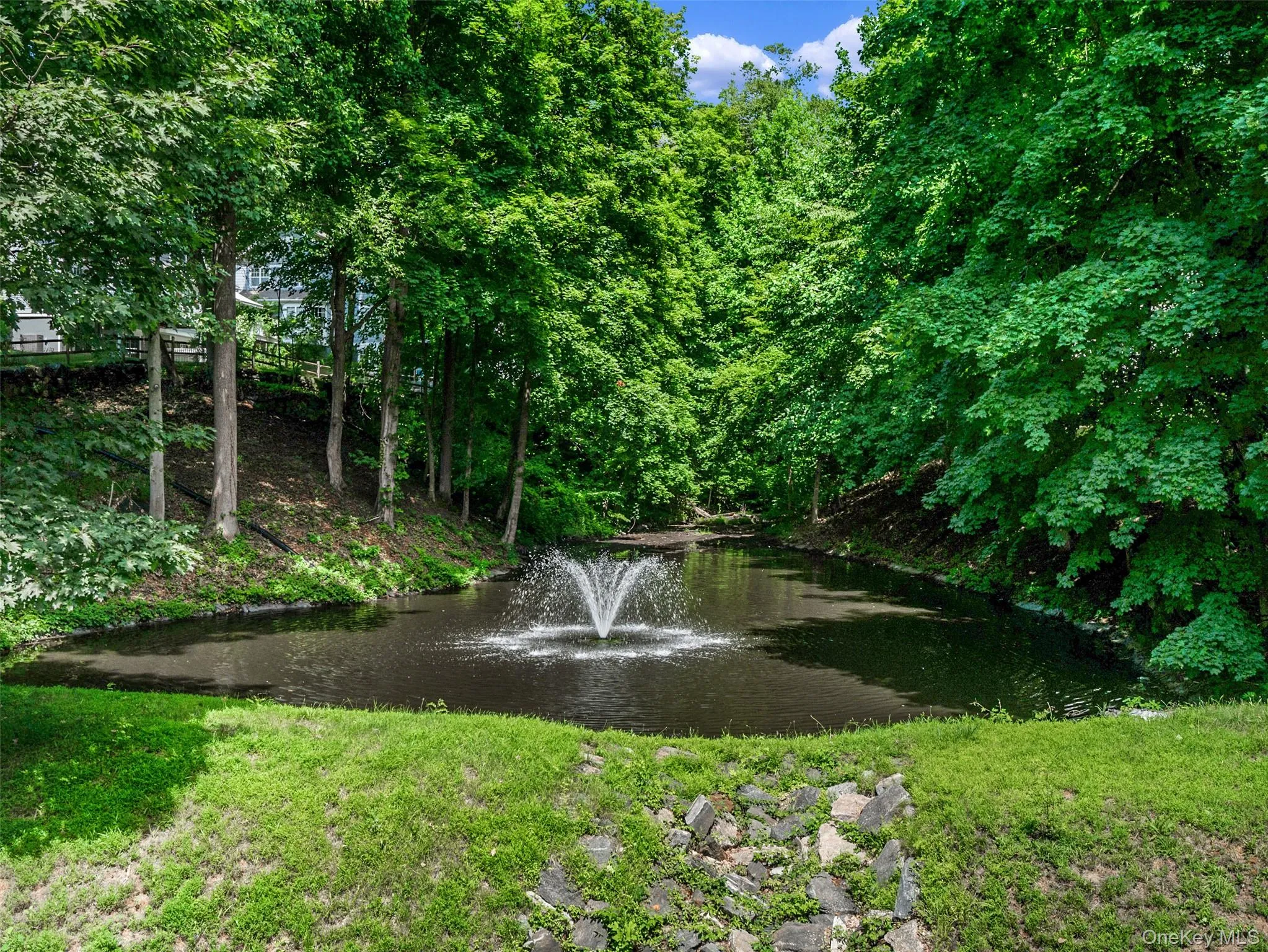 54 Mystic Drive, Ossining, NY, 2 Bedrooms Bedrooms, 5 Rooms Rooms,1 BathroomBathrooms,Residential,For Rent,Mystic,0,1012195 54 Mystic Drive, Ossining, NY, 2 Bedrooms Bedrooms, 5 Rooms Rooms,1 BathroomBathrooms,Residential,For Rent,Mystic,0,1012195
