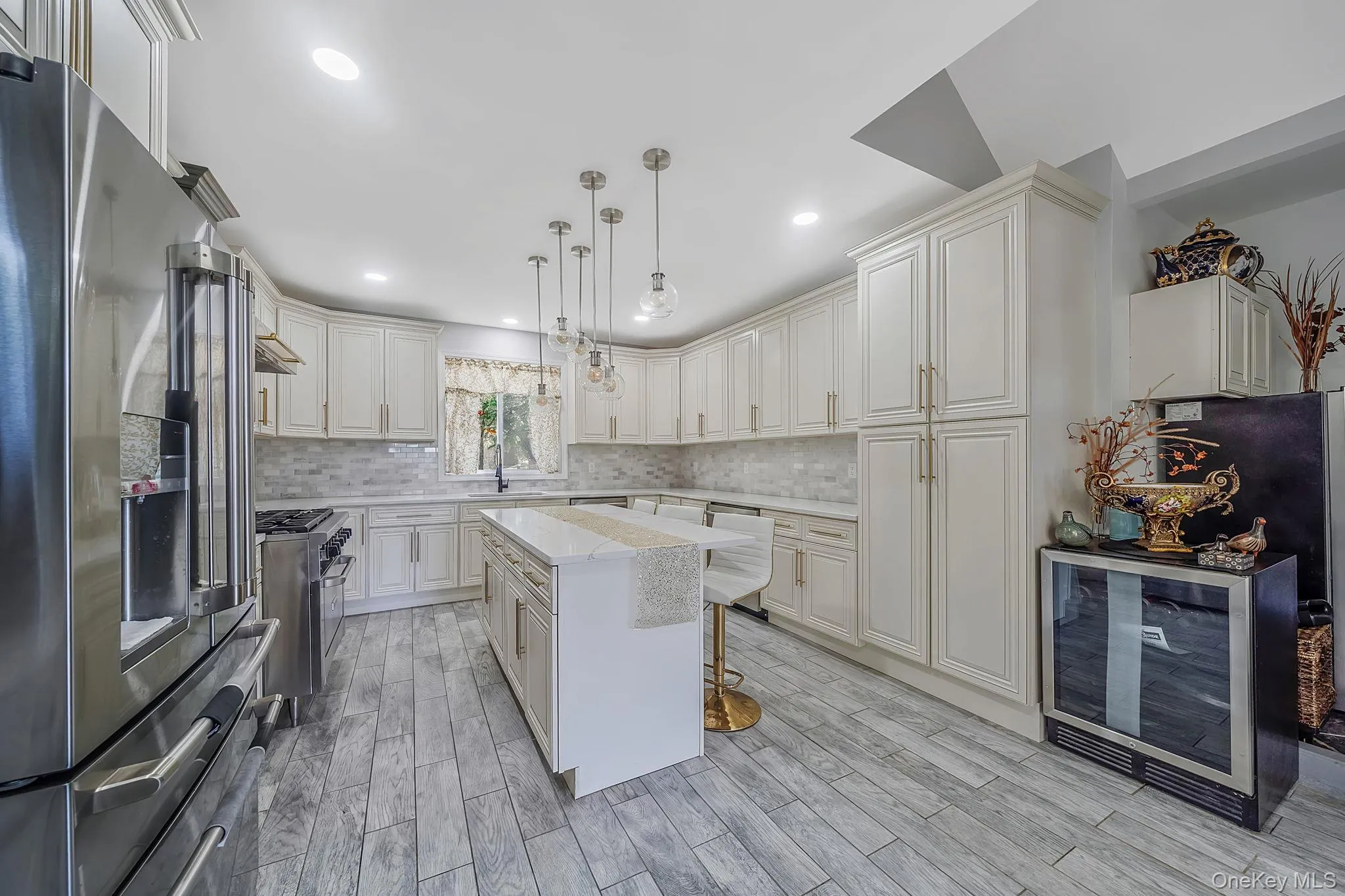 35 Oklahoma Avenue, Islip, NY, 4 Bedrooms Bedrooms, 9 Rooms Rooms,3 BathroomsBathrooms,Residential,For Rent,Oklahoma,0,1012198 35 Oklahoma Avenue, Islip, NY, 4 Bedrooms Bedrooms, 9 Rooms Rooms,3 BathroomsBathrooms,Residential,For Rent,Oklahoma,0,1012198