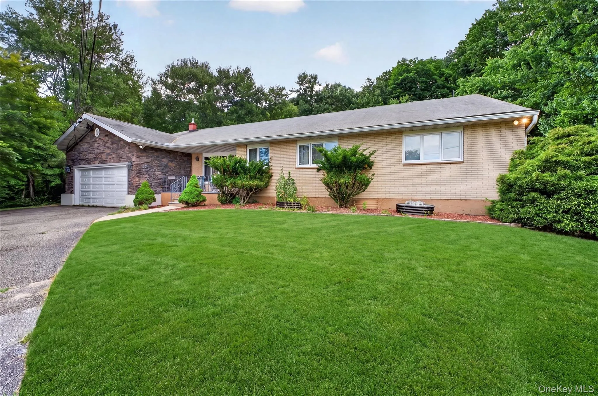 29 Brandy Lane, Wappinger, NY, 4 Bedrooms Bedrooms, 8 Rooms Rooms,3 BathroomsBathrooms,Residential,For Rent,Brandy,0,1012199 29 Brandy Lane, Wappinger, NY, 4 Bedrooms Bedrooms, 8 Rooms Rooms,3 BathroomsBathrooms,Residential,For Rent,Brandy,0,1012199
