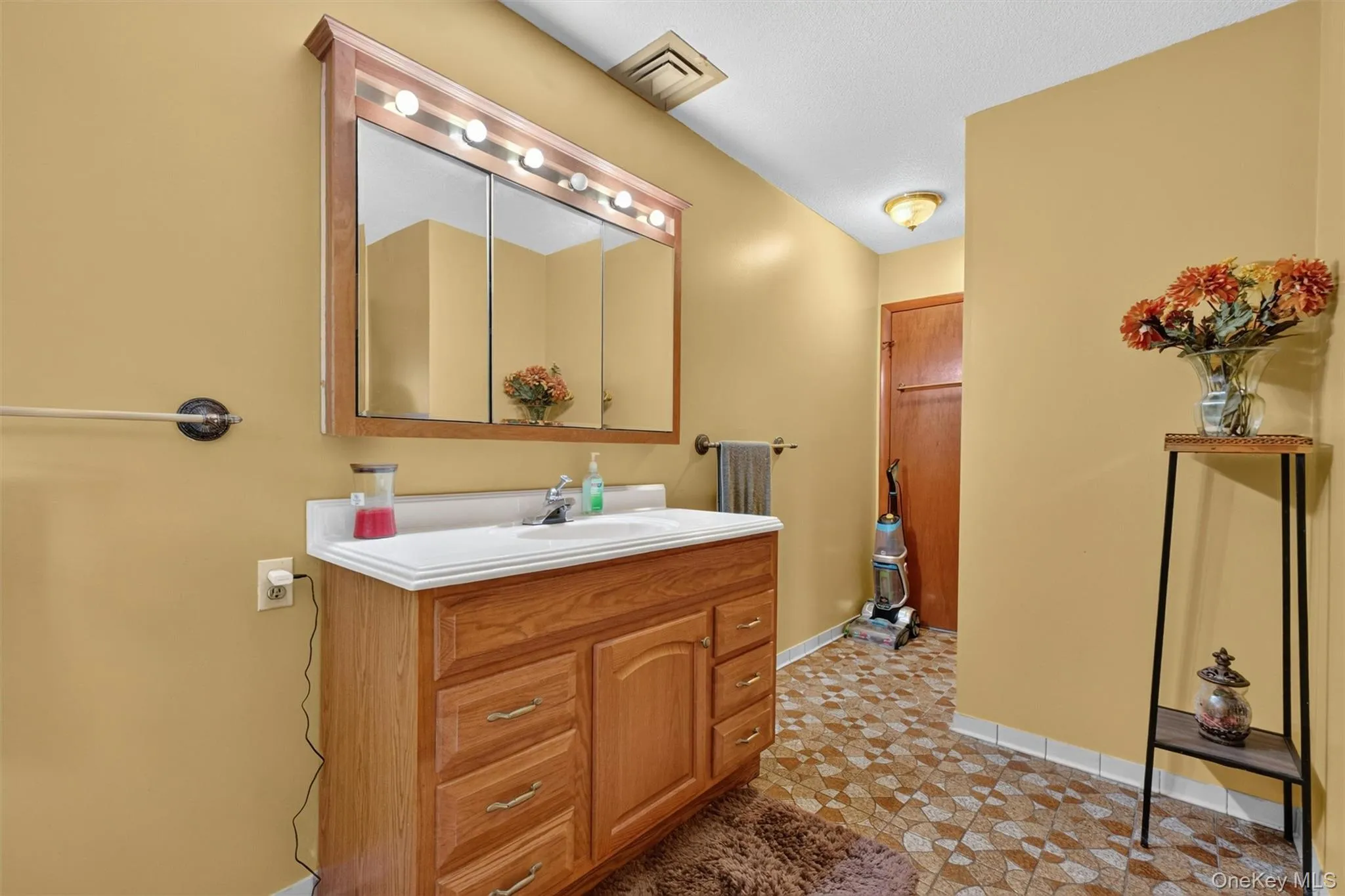 29 Brandy Lane, Wappinger, NY, 4 Bedrooms Bedrooms, 8 Rooms Rooms,3 BathroomsBathrooms,Residential,For Rent,Brandy,0,1012199 29 Brandy Lane, Wappinger, NY, 4 Bedrooms Bedrooms, 8 Rooms Rooms,3 BathroomsBathrooms,Residential,For Rent,Brandy,0,1012199