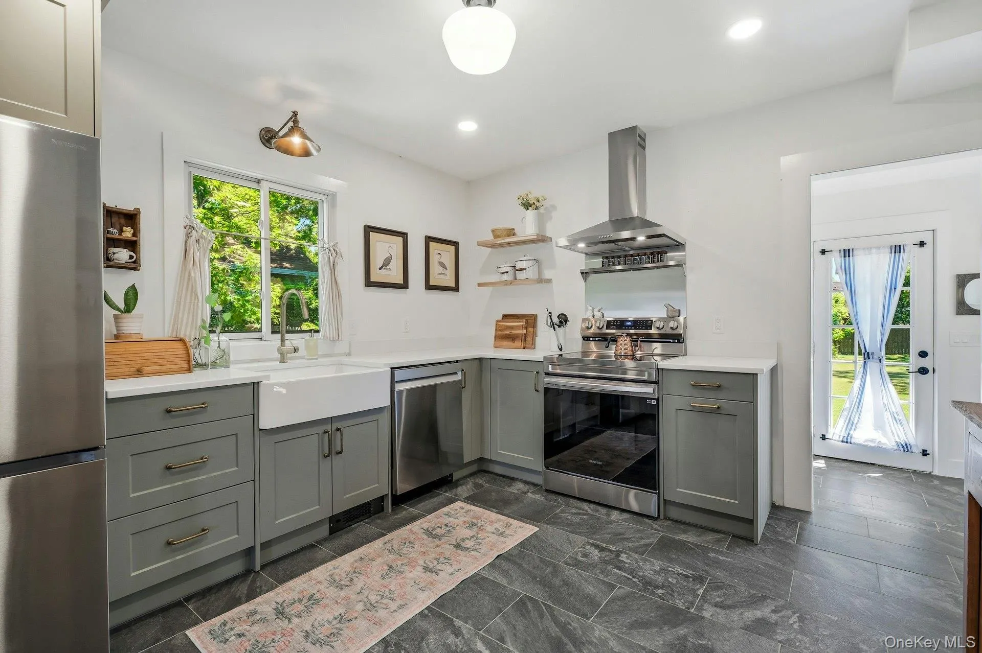 185 Cedar Avenue, Brookhaven, NY, 3 Bedrooms Bedrooms, 6 Rooms Rooms,1 BathroomBathrooms,Residential,For Rent,Cedar,0,1012200 185 Cedar Avenue, Brookhaven, NY, 3 Bedrooms Bedrooms, 6 Rooms Rooms,1 BathroomBathrooms,Residential,For Rent,Cedar,0,1012200