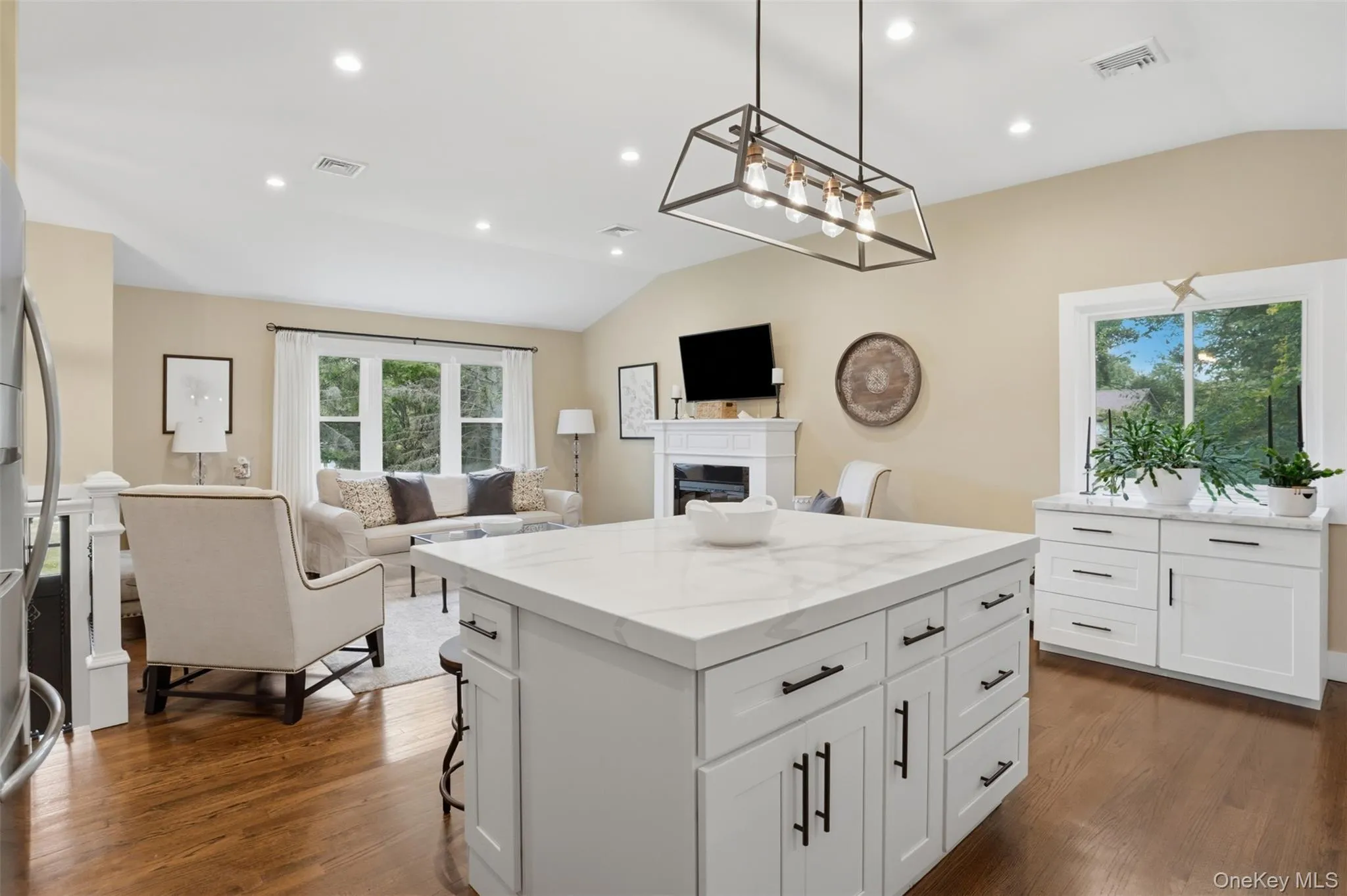 7 Gold Road, Wappinger, NY, 3 Bedrooms Bedrooms, 9 Rooms Rooms,2 BathroomsBathrooms,Residential,For Rent,Gold,0,1012204 7 Gold Road, Wappinger, NY, 3 Bedrooms Bedrooms, 9 Rooms Rooms,2 BathroomsBathrooms,Residential,For Rent,Gold,0,1012204